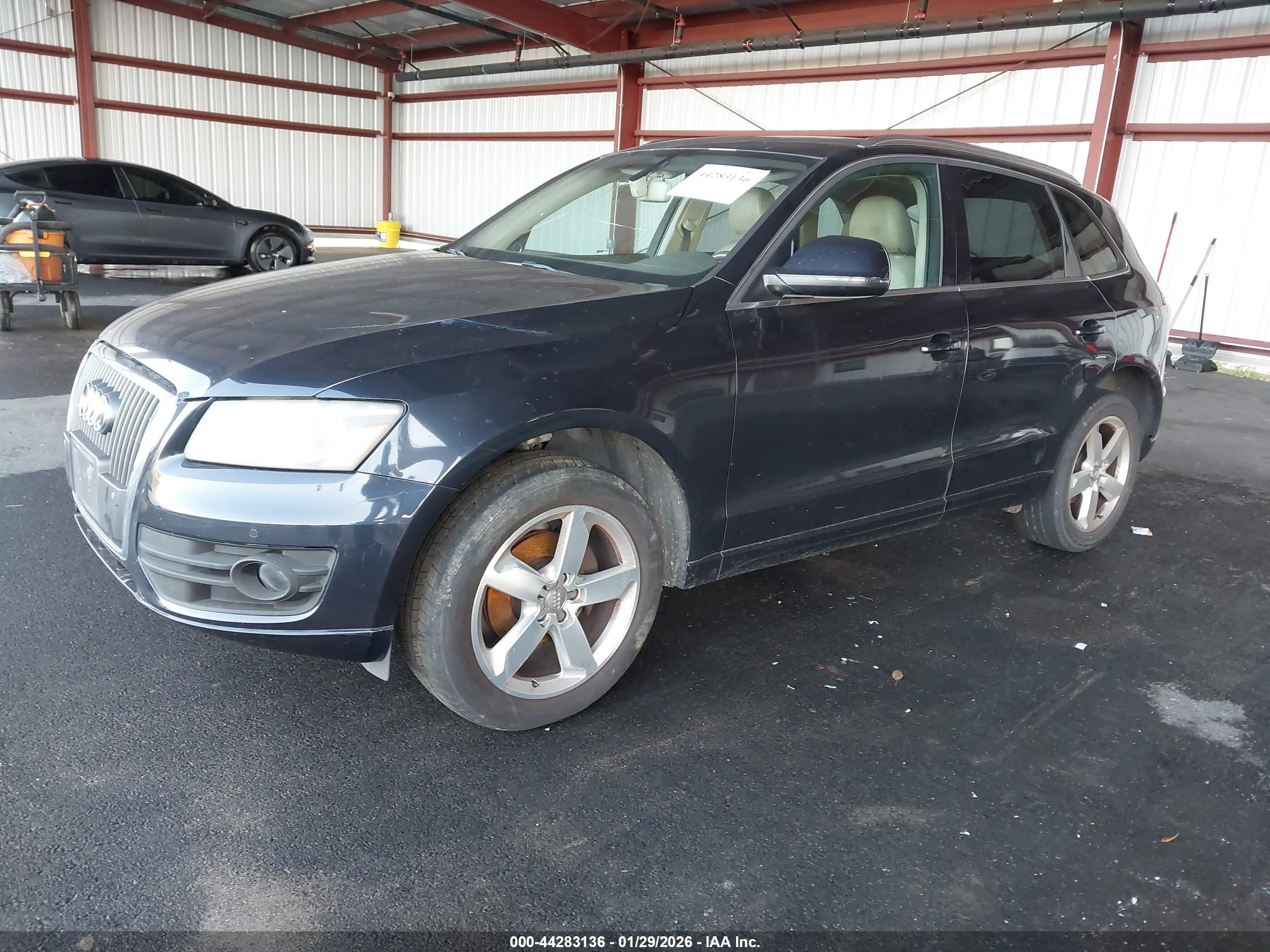 AUDI Q5 image 2