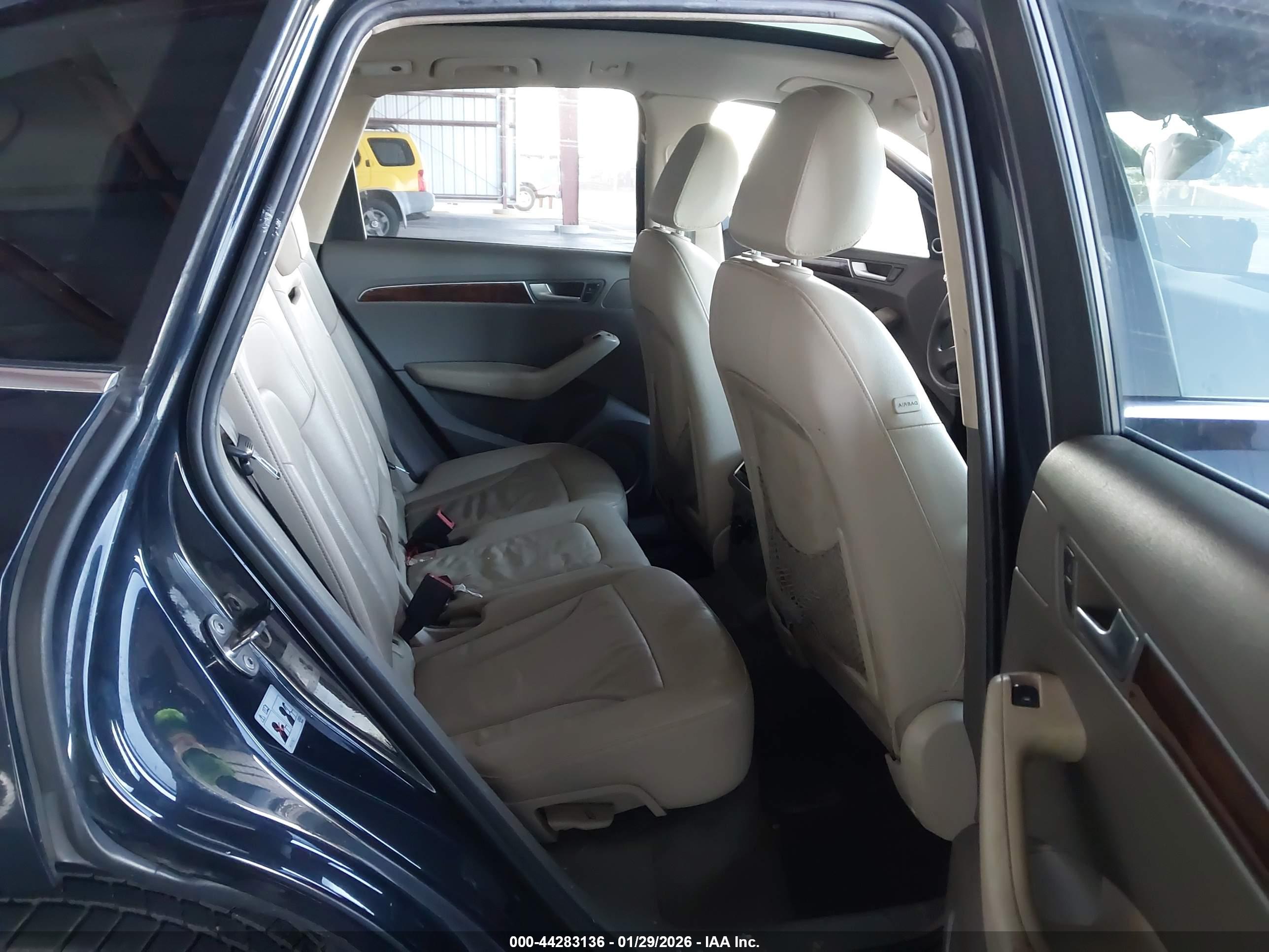 AUDI Q5 image 8