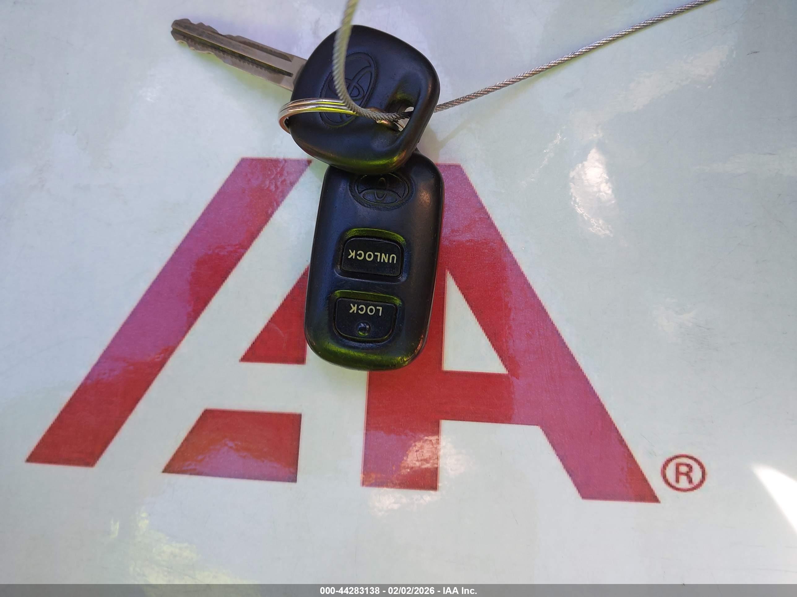 TOYOTA COROLLA image 11