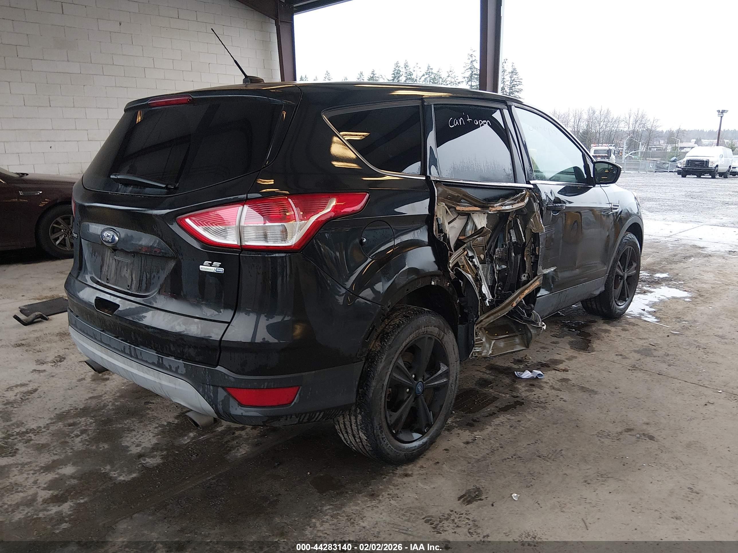 FORD ESCAPE image 4