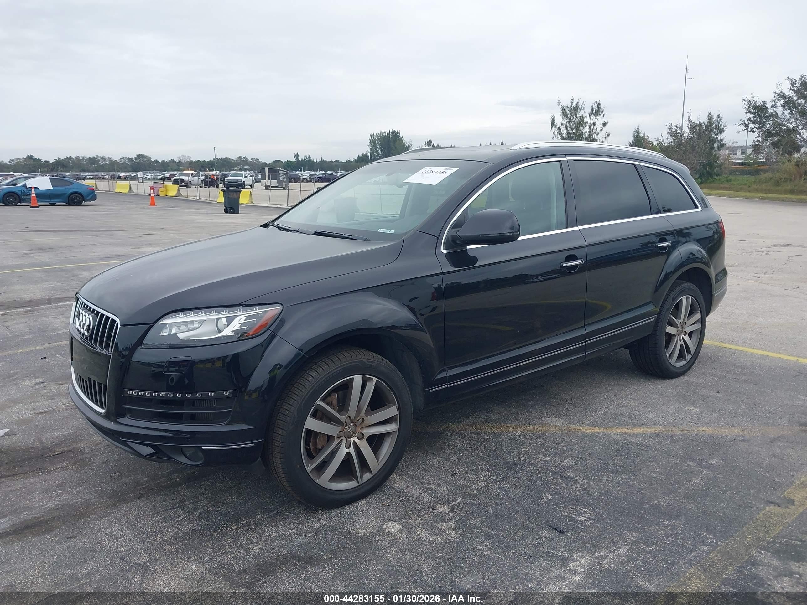 AUDI Q7 image 2