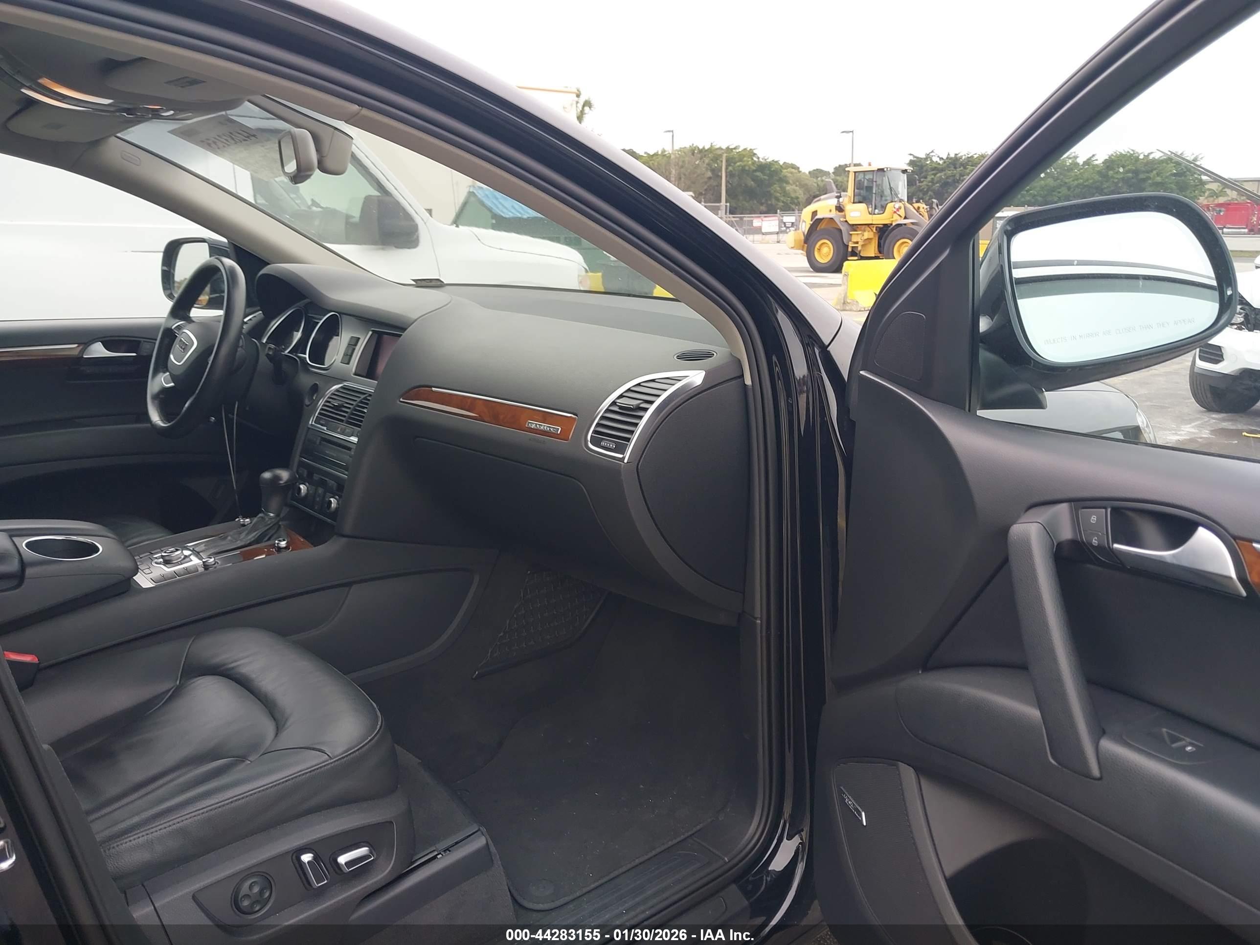 AUDI Q7 image 5