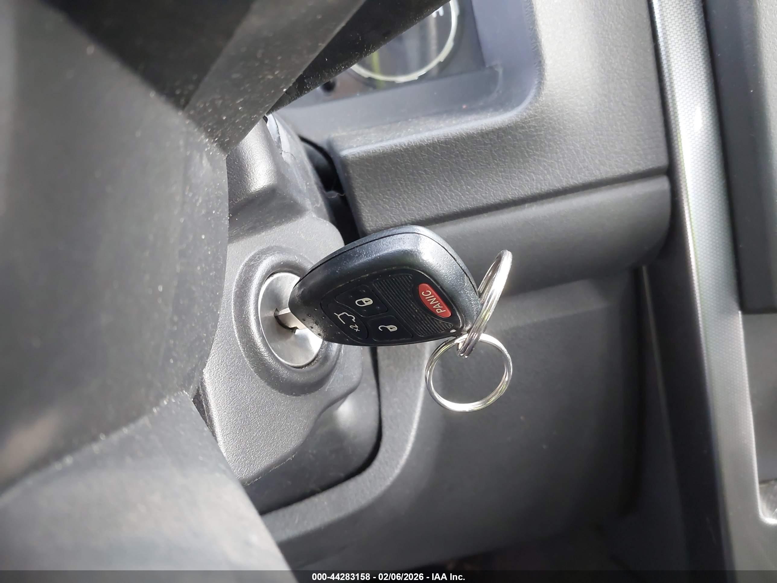JEEP LIBERTY image 11