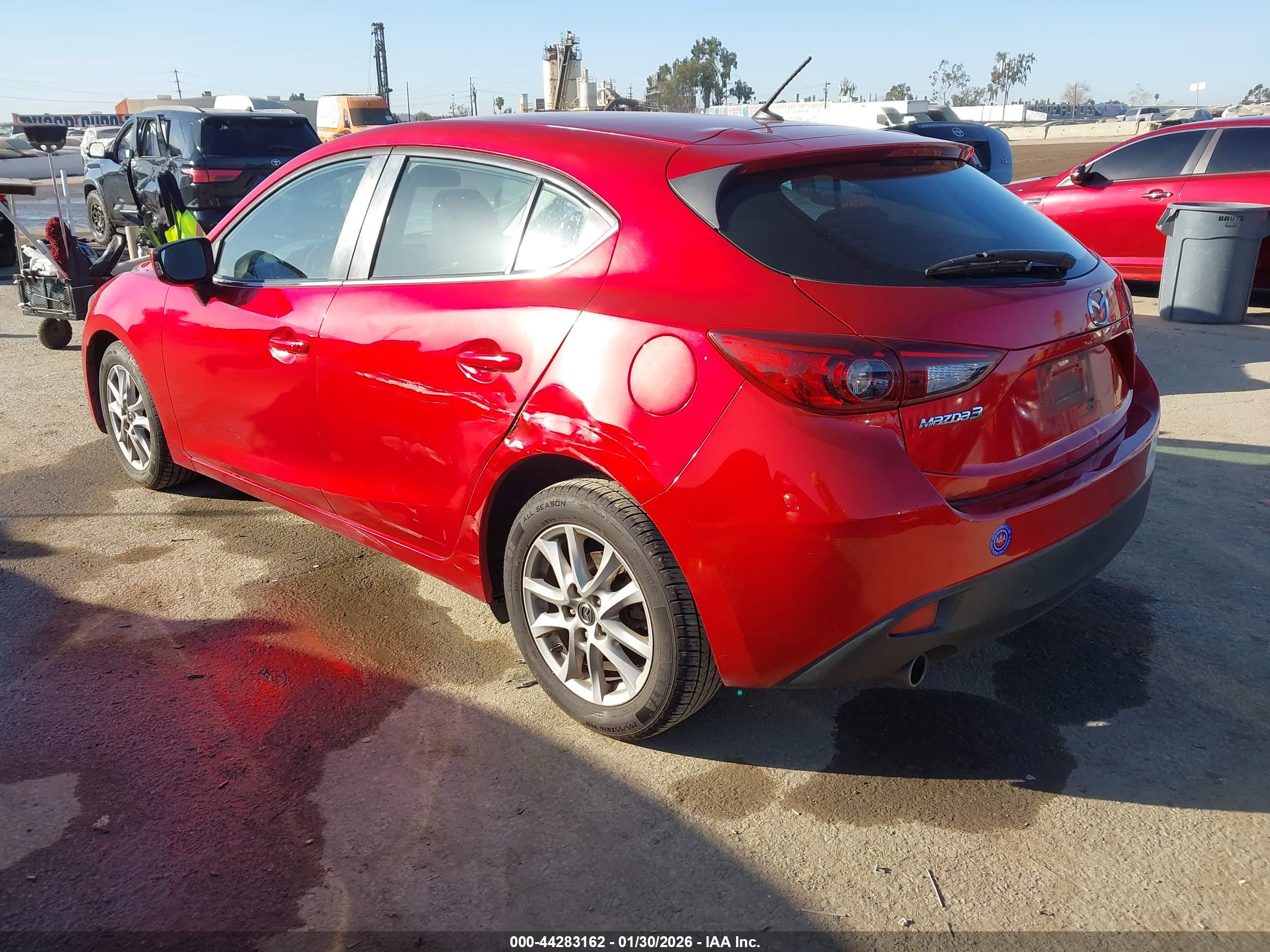MAZDA MAZDA3 image 3