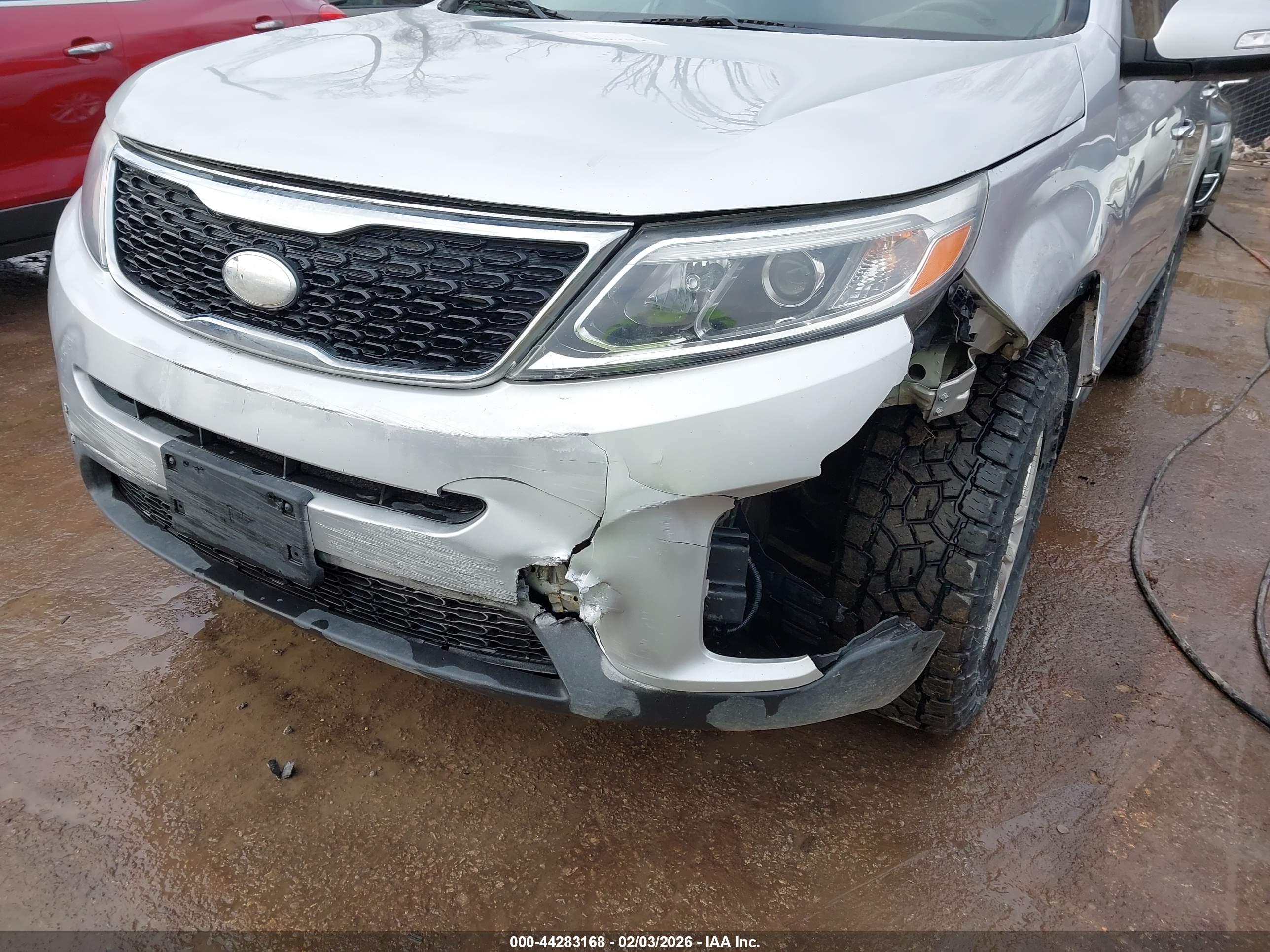 KIA SORENTO image 6
