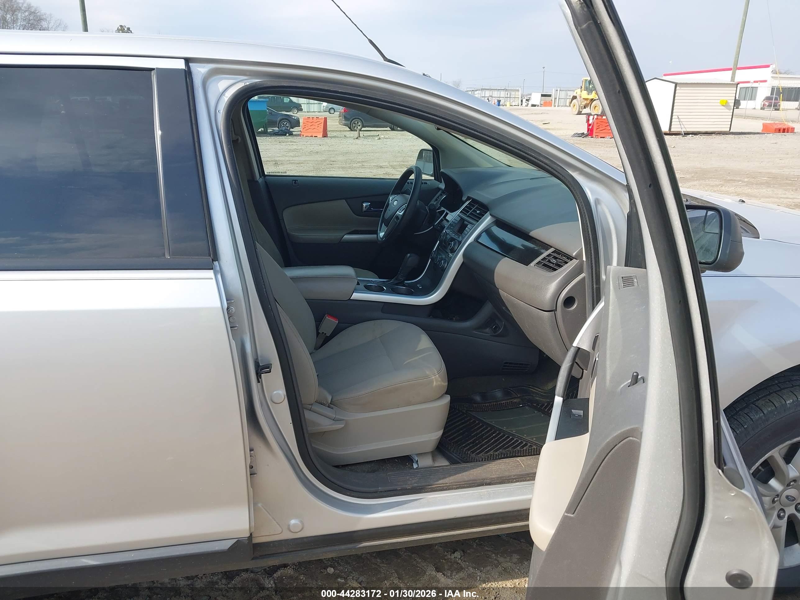 FORD EDGE image 5