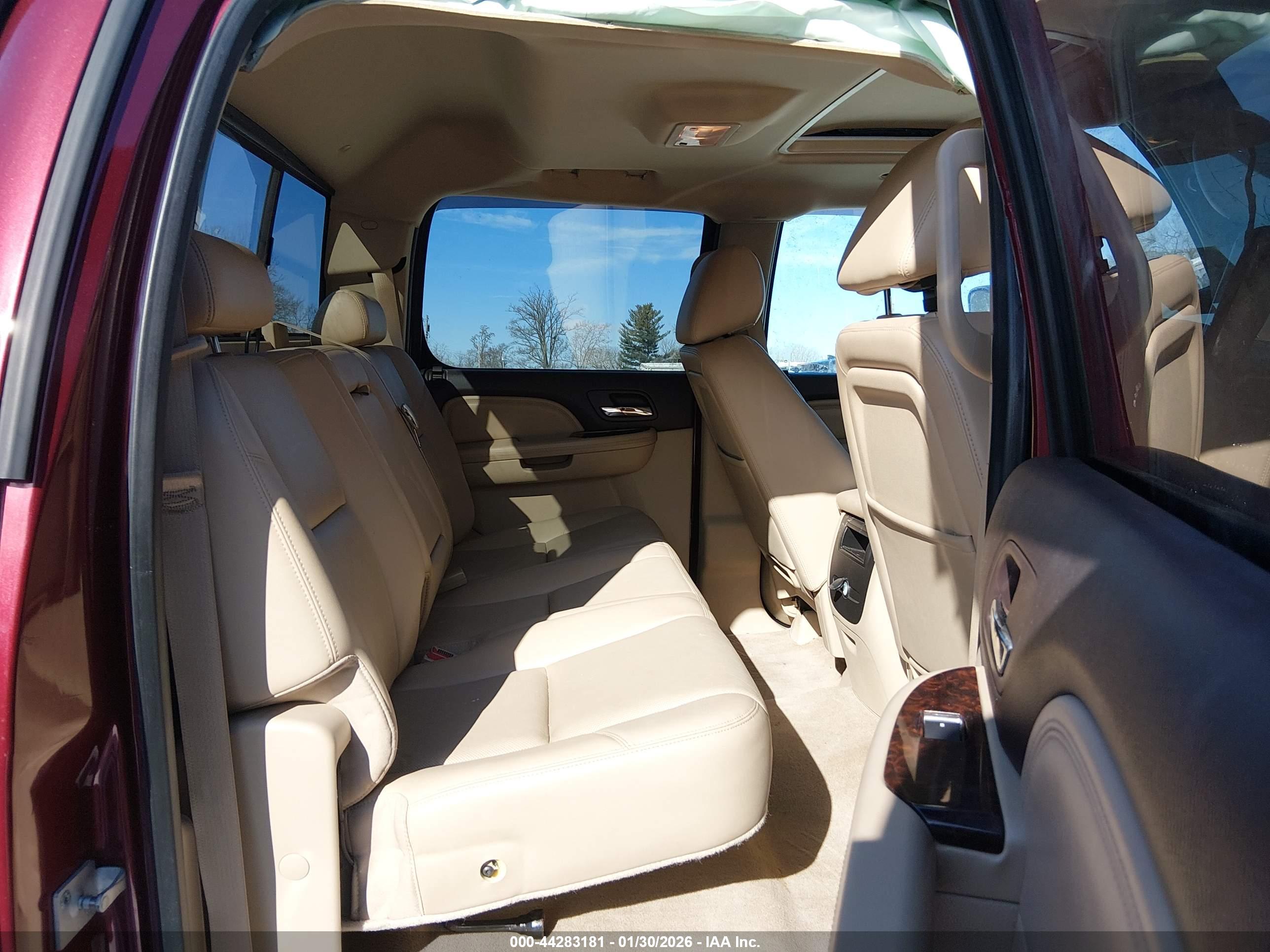 GMC SIERRA image 8