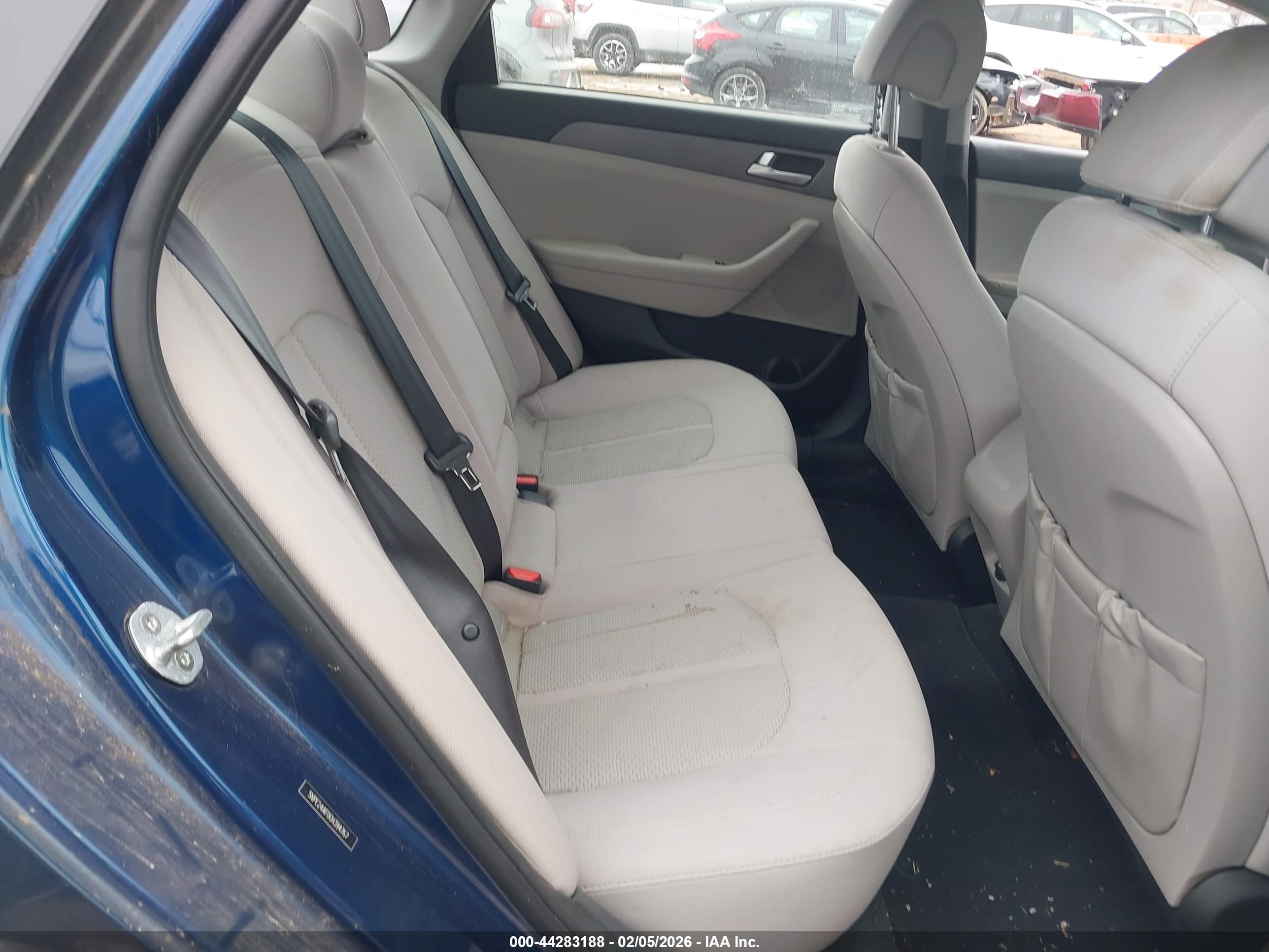 HYUNDAI SONATA image 8