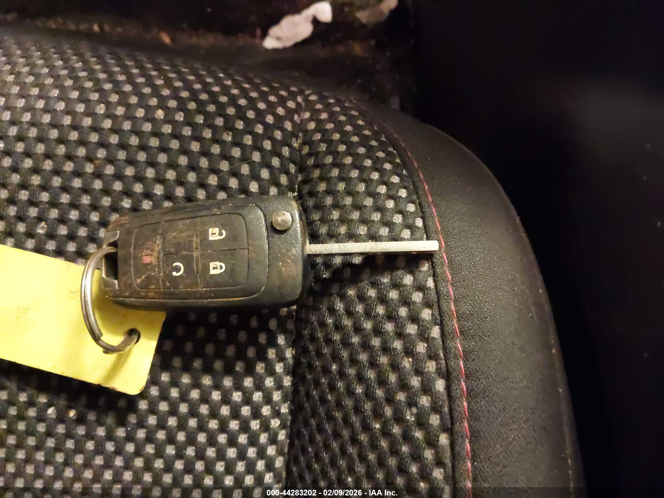CHEVROLET EQUINOX image 11