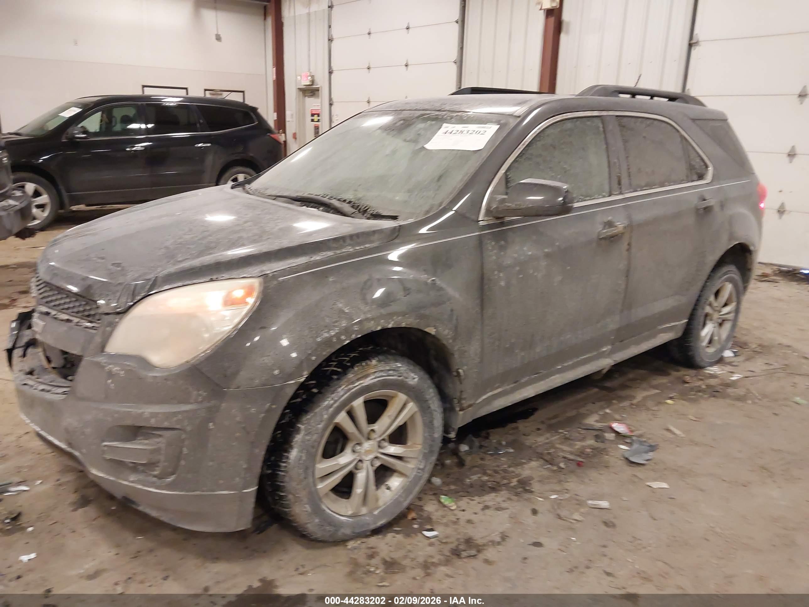 CHEVROLET EQUINOX image 2