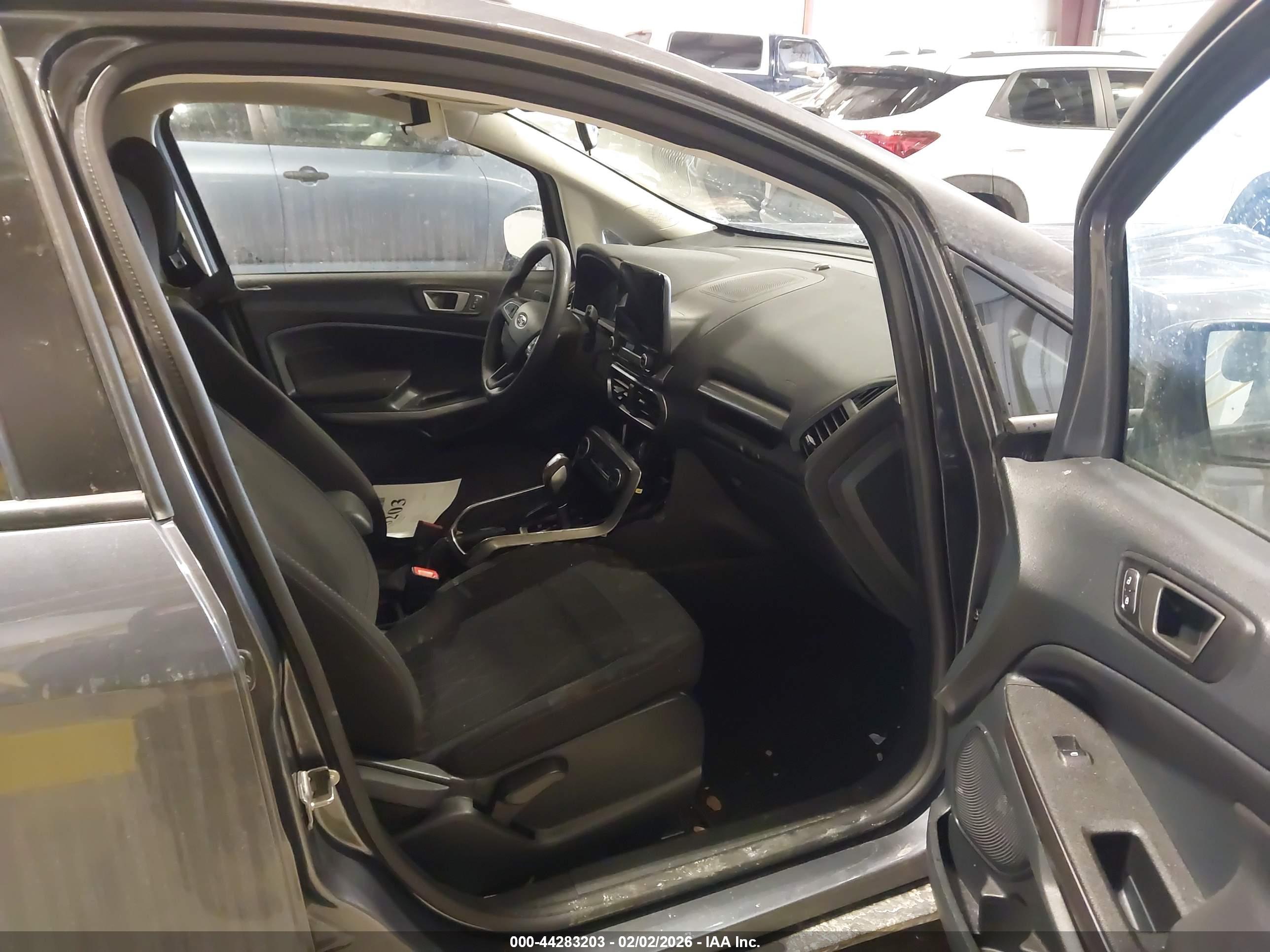 FORD ECOSPORT image 5