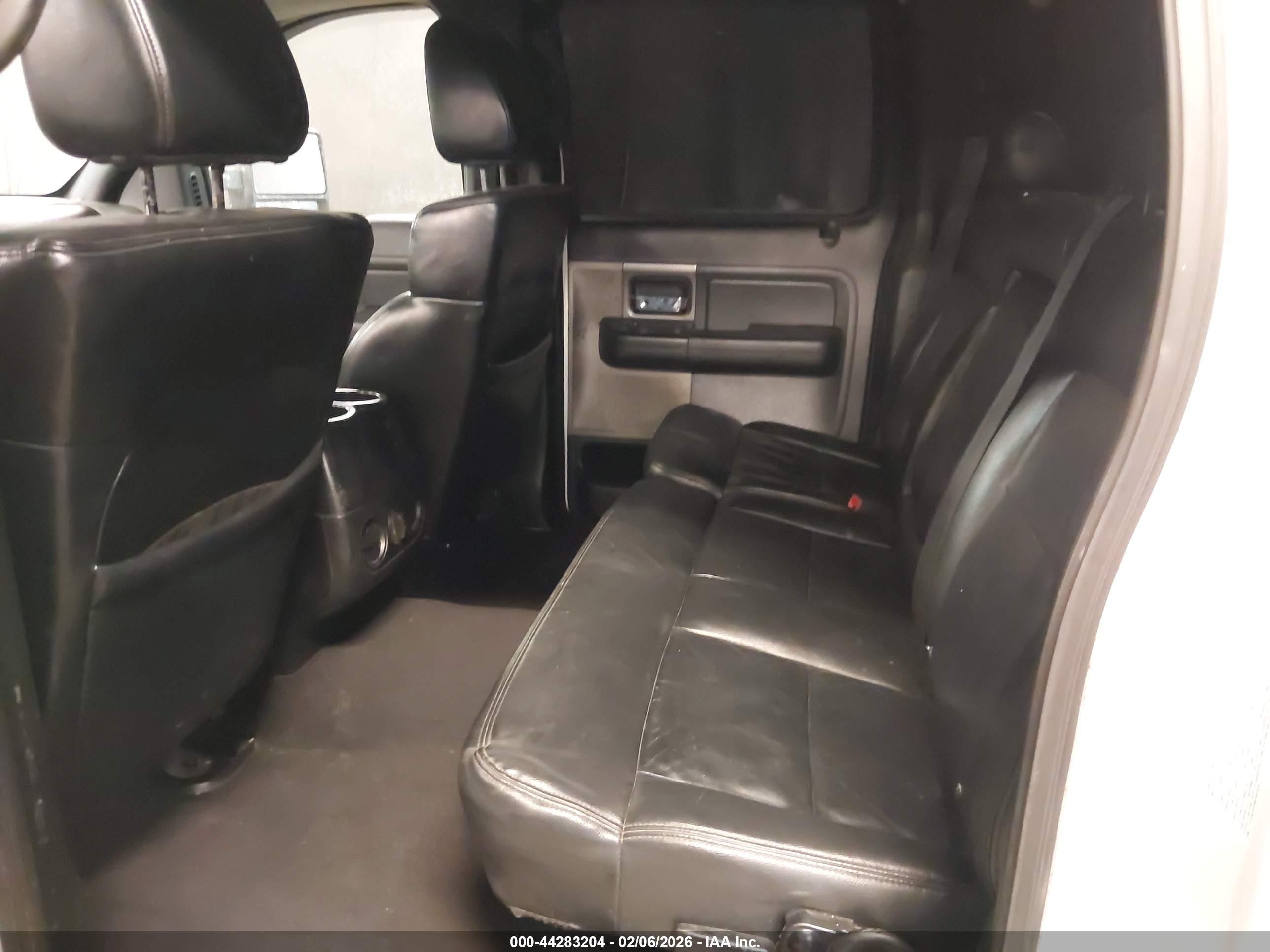 FORD F-150 image 8