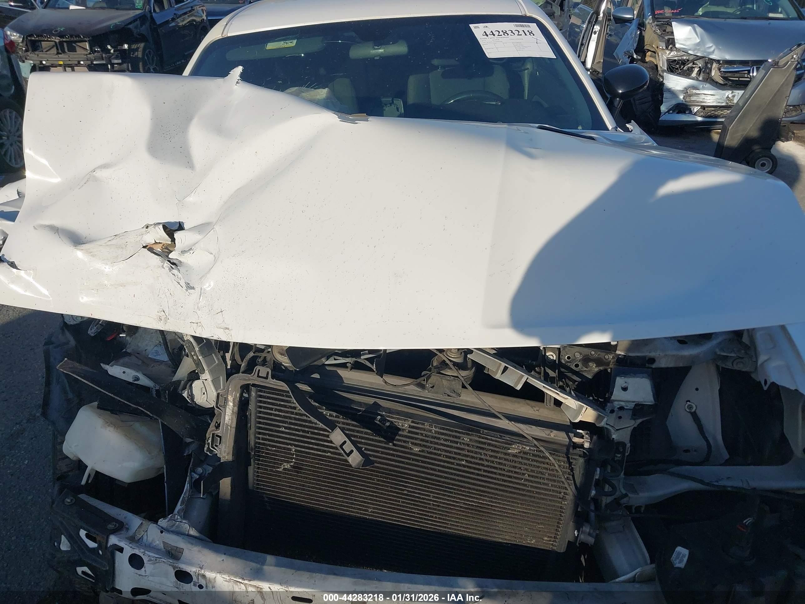 DODGE CHALLENGER image 10