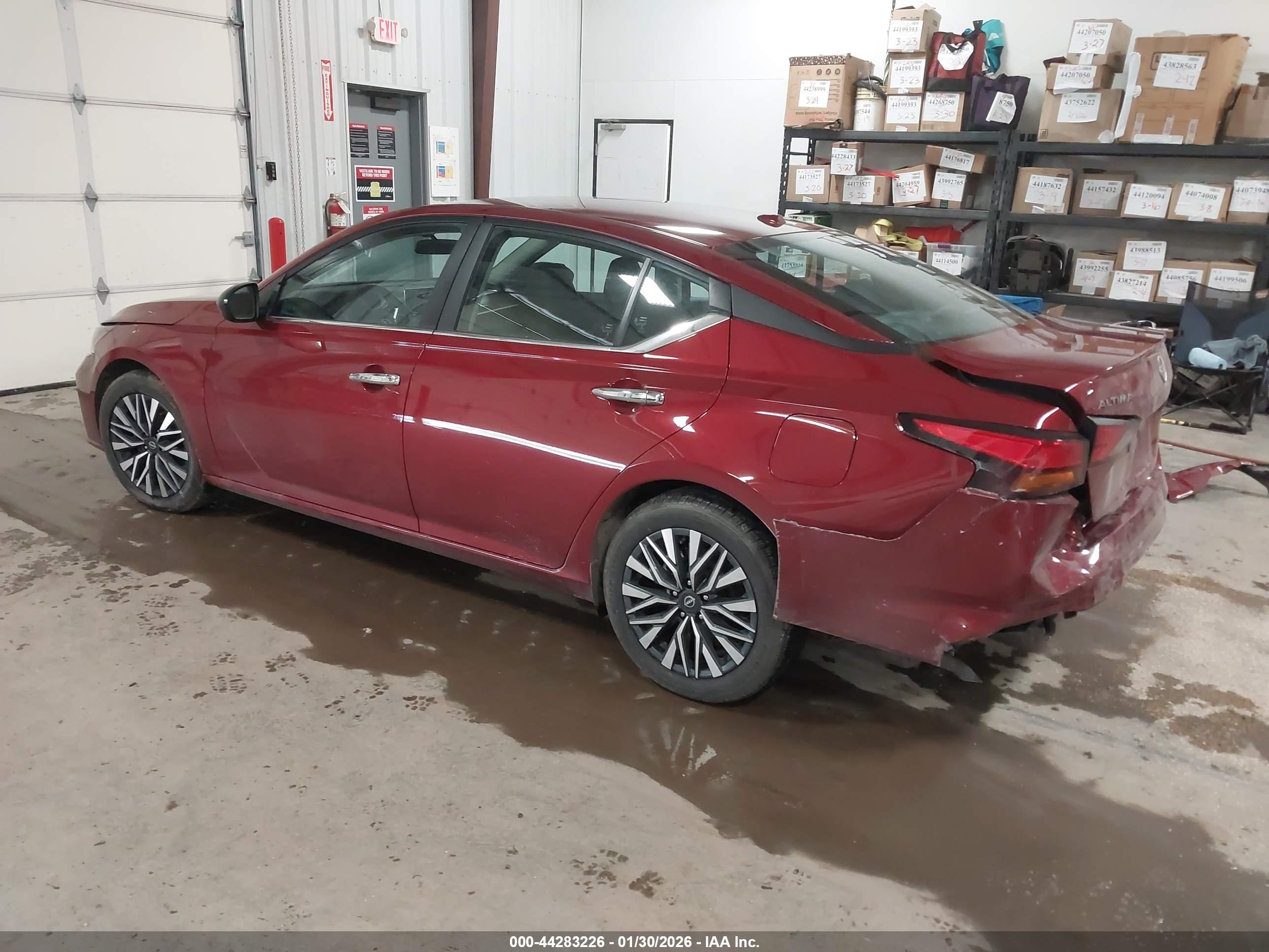 NISSAN ALTIMA image 3