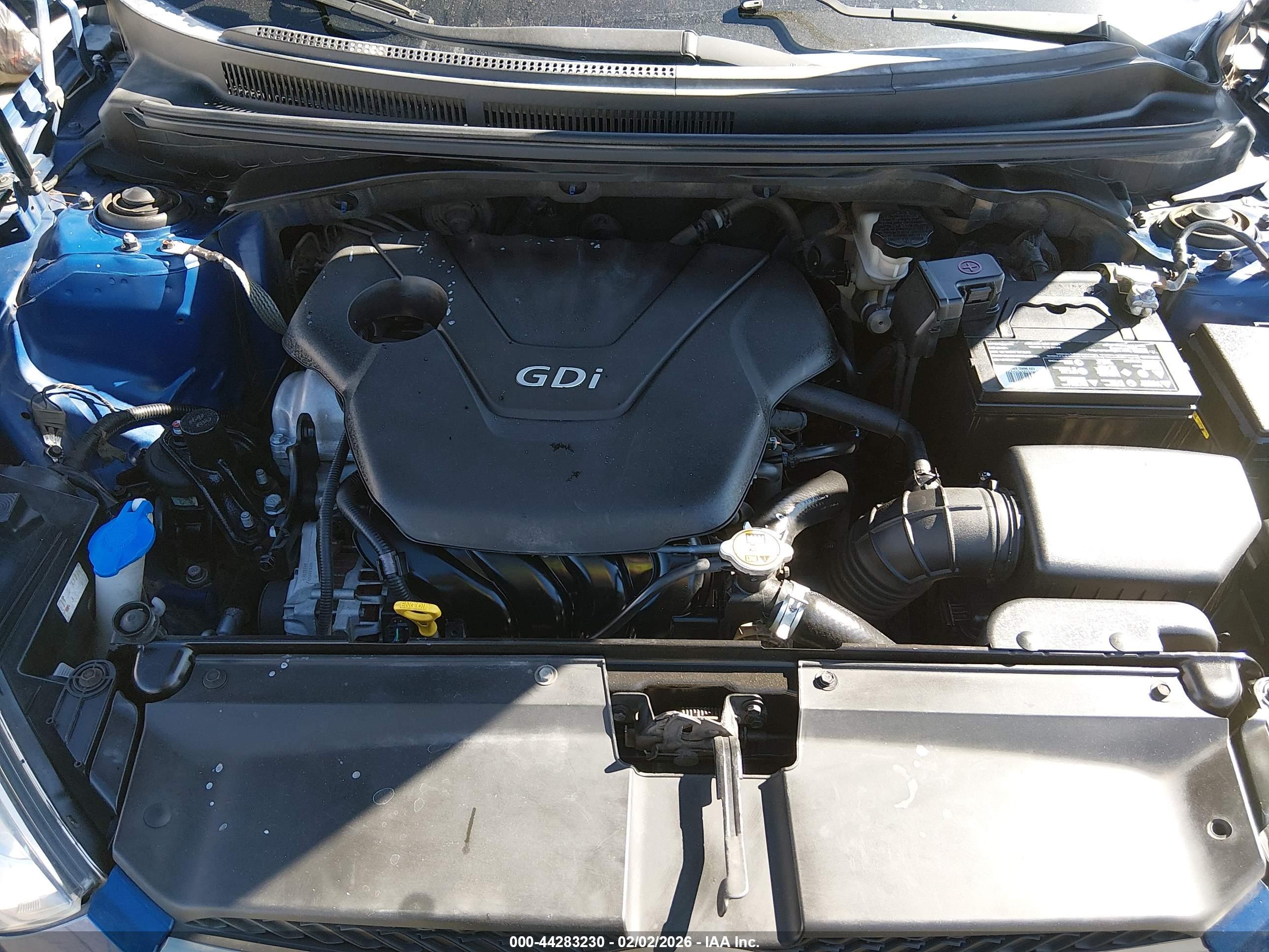 HYUNDAI VELOSTER image 10