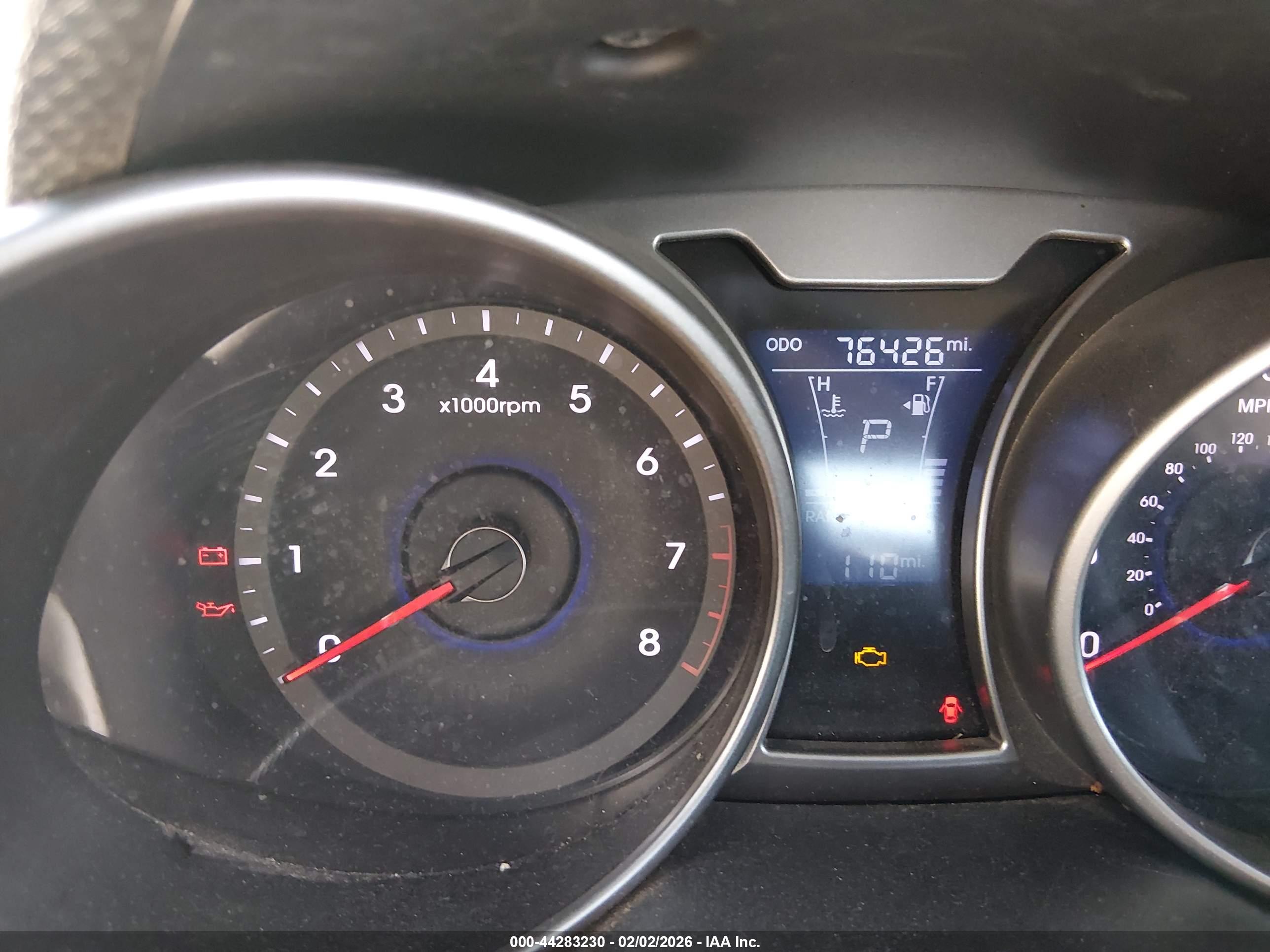HYUNDAI VELOSTER image 7