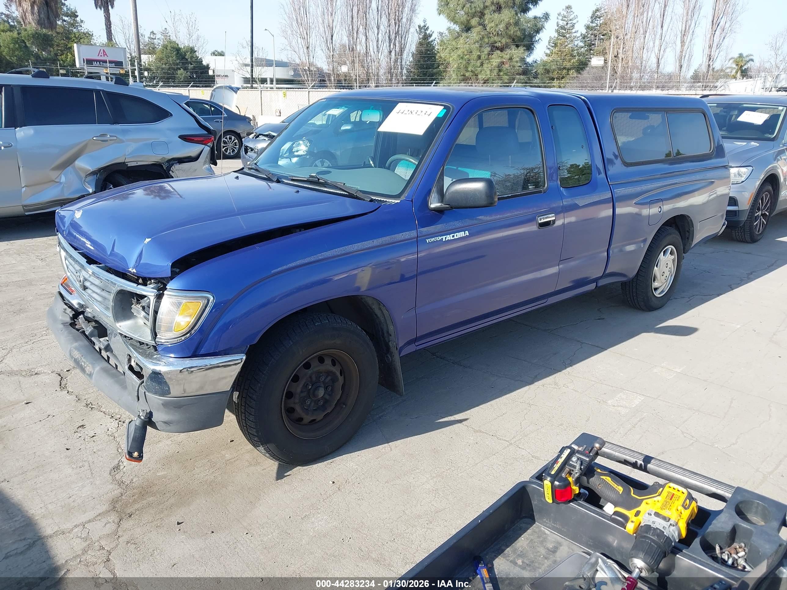 TOYOTA TACOMA image 2