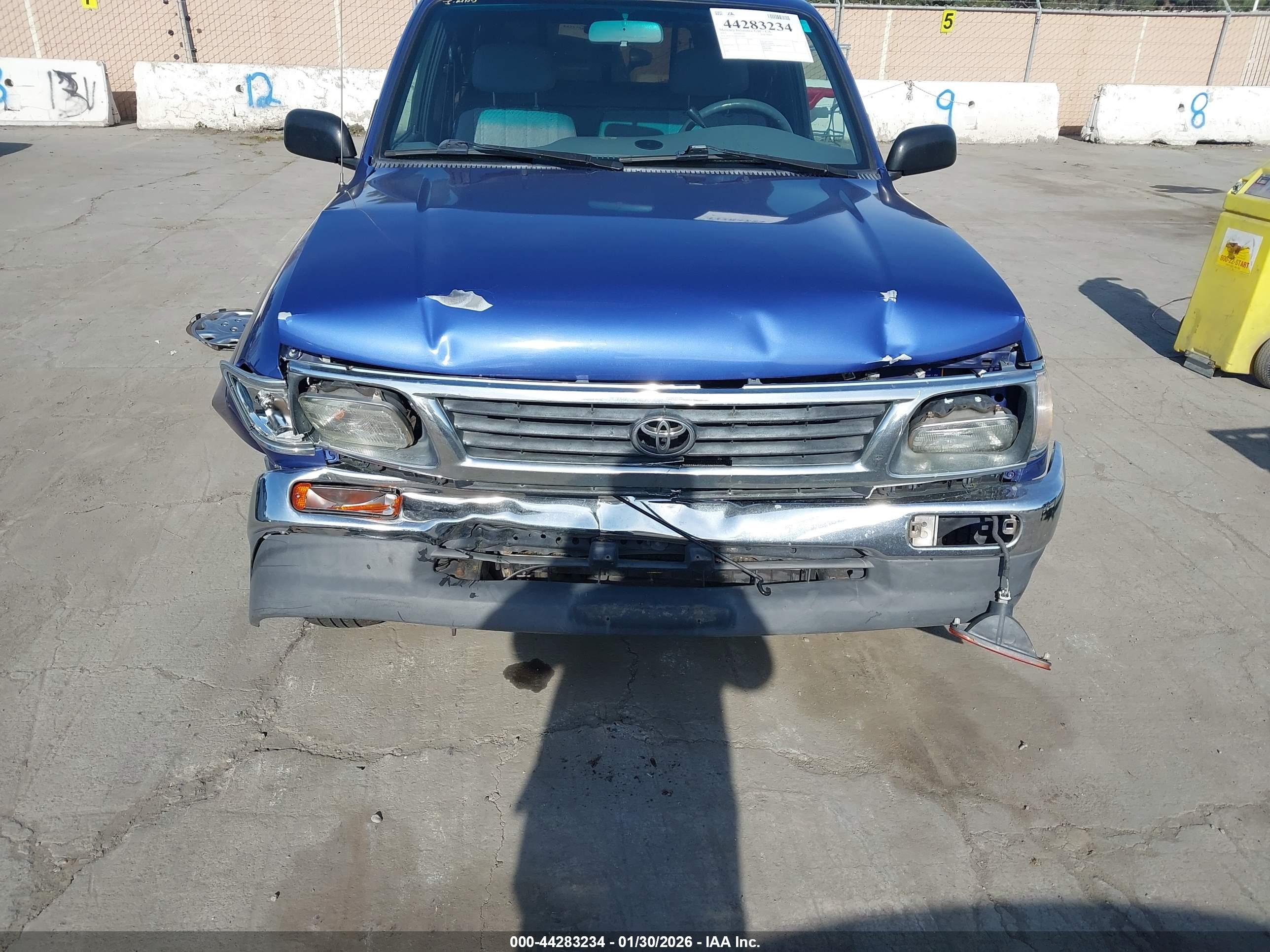 TOYOTA TACOMA image 6