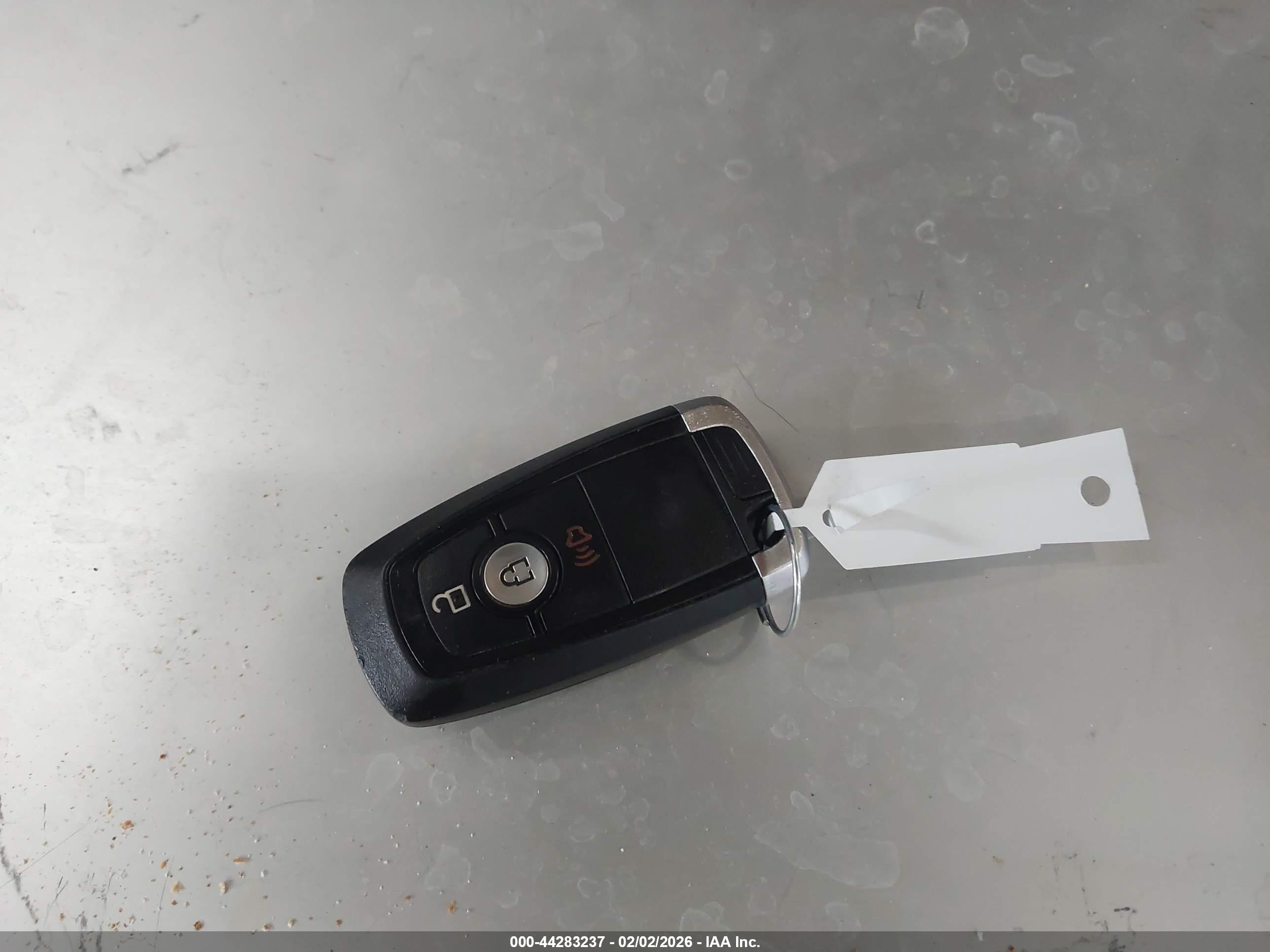 FORD ESCAPE image 11
