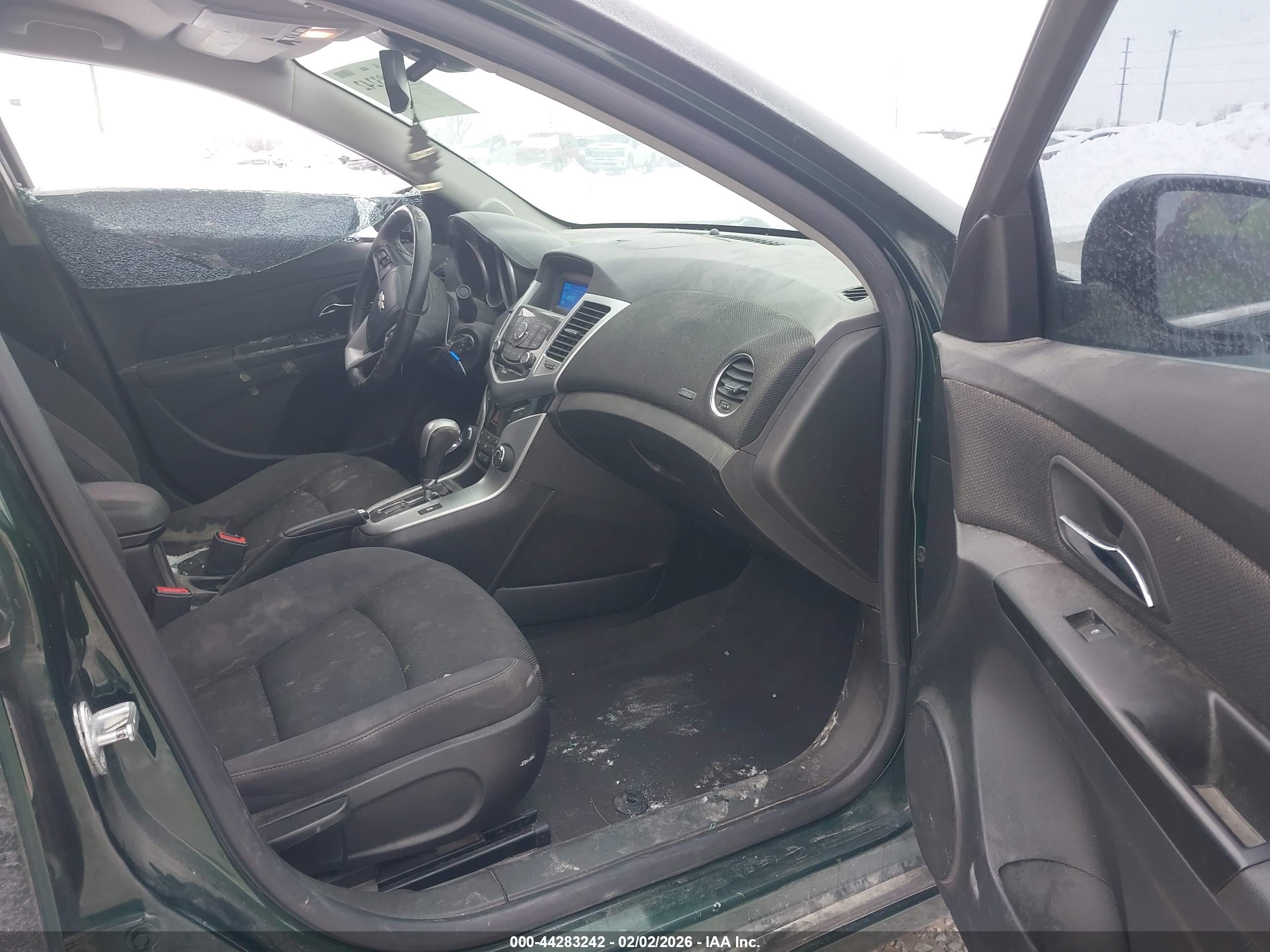 CHEVROLET CRUZE image 5