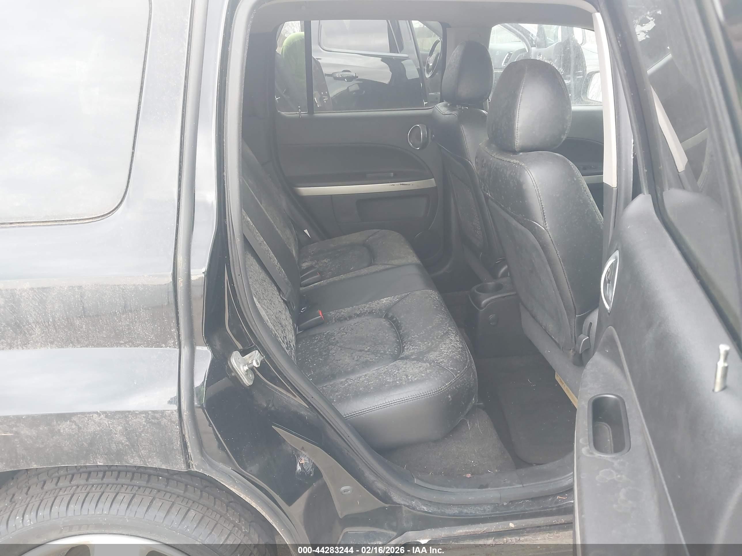 CHEVROLET HHR image 8