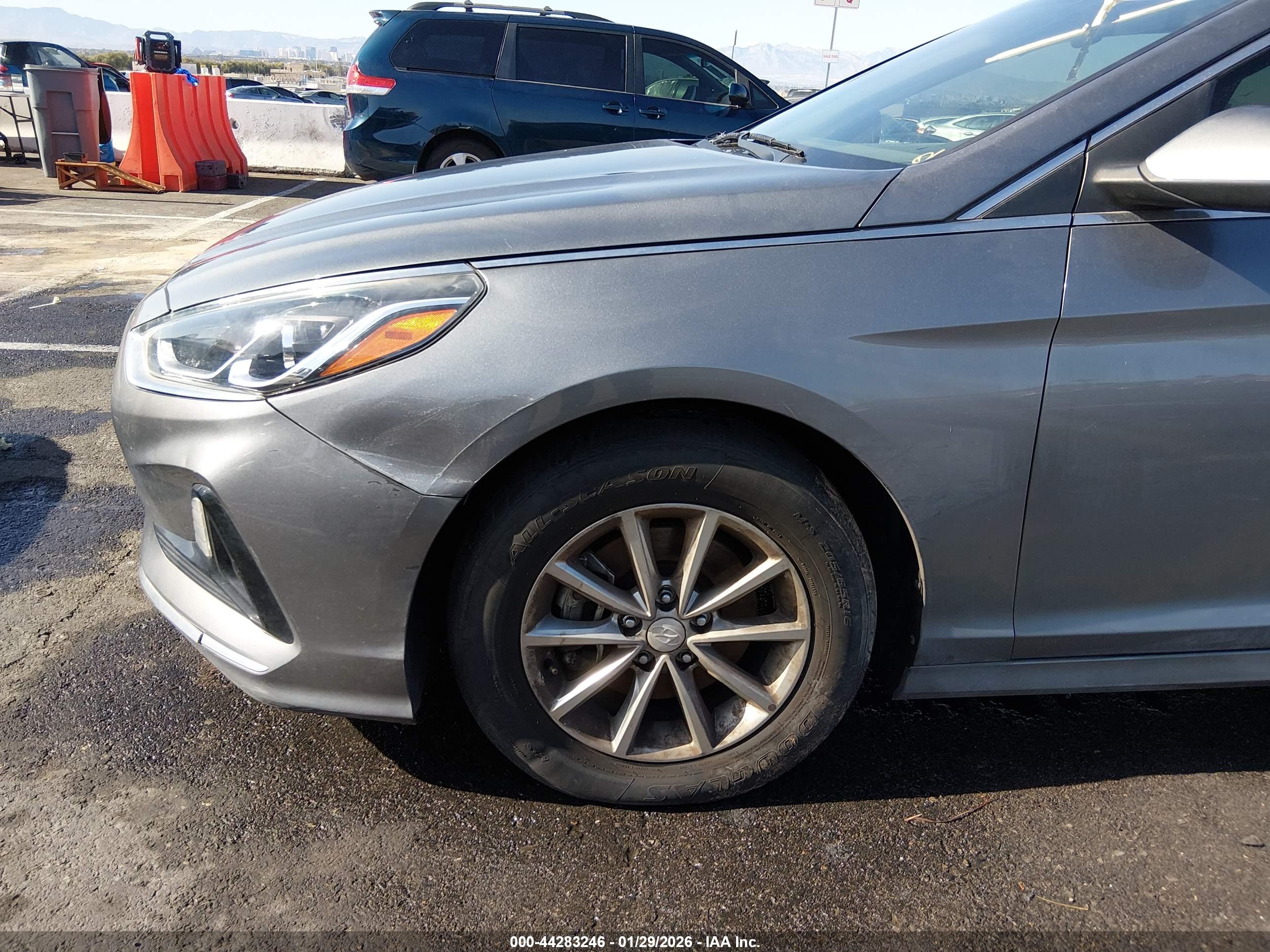 HYUNDAI SONATA image 6