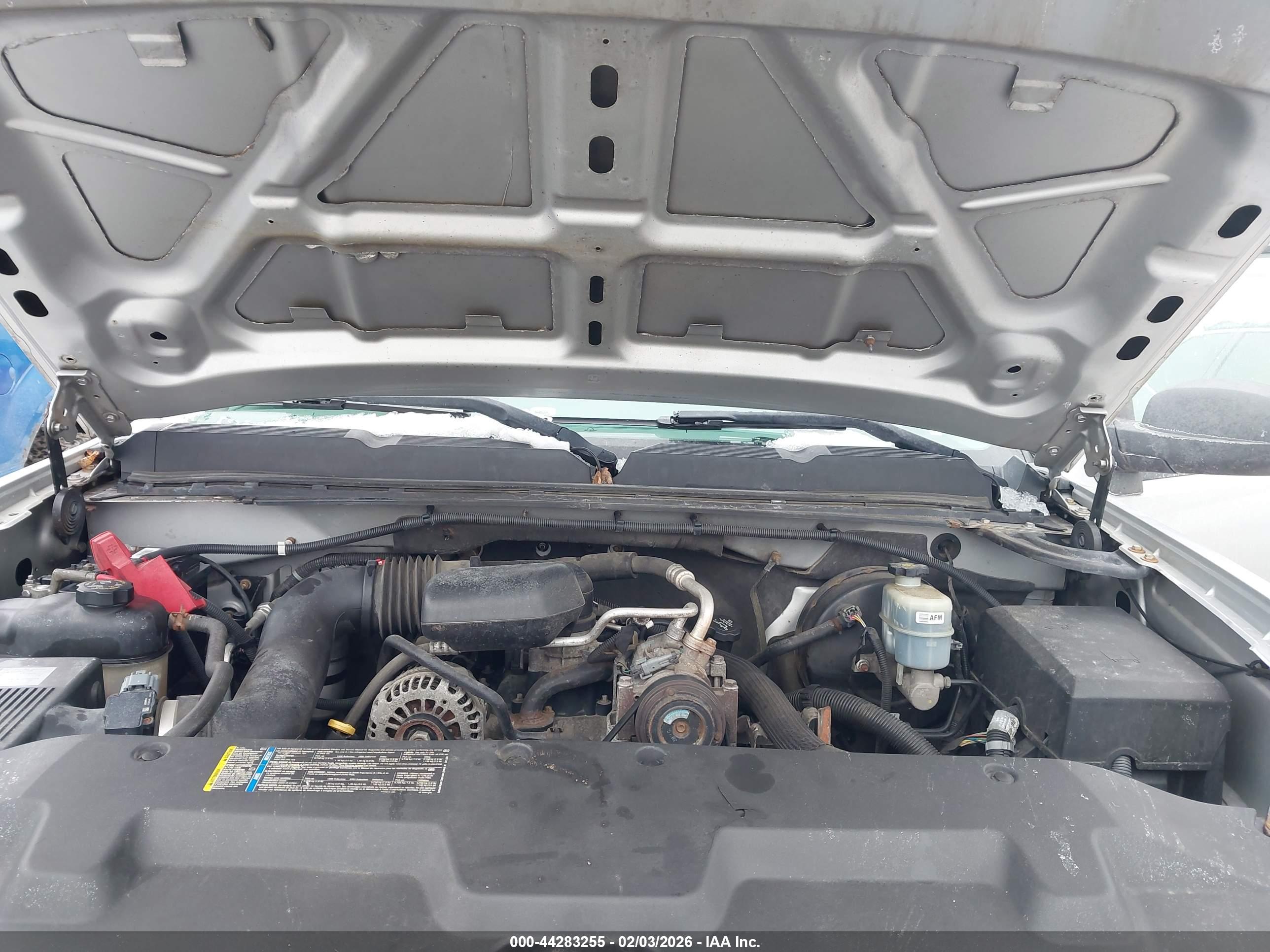 CHEVROLET SILVERADO image 10