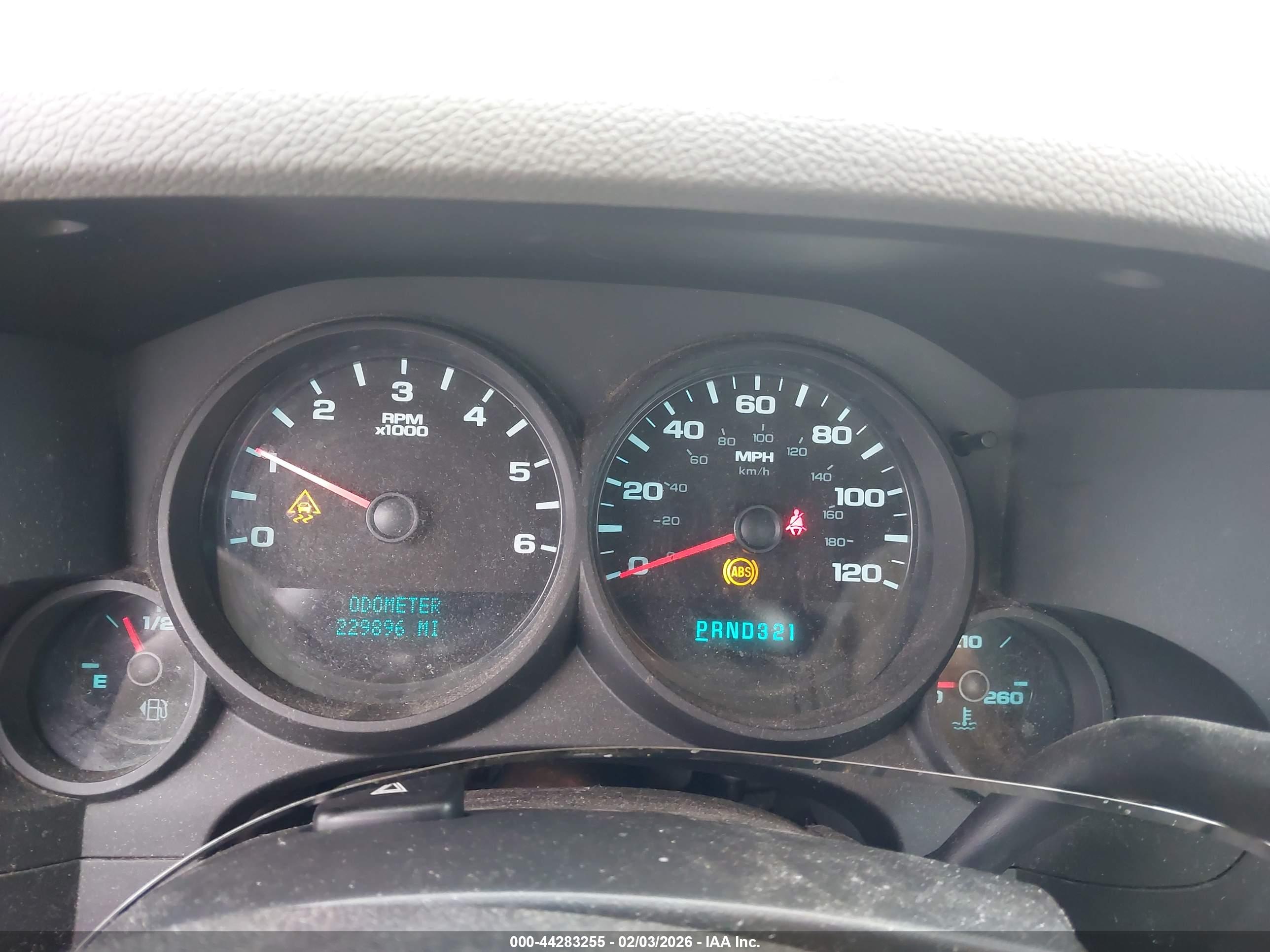 CHEVROLET SILVERADO image 7