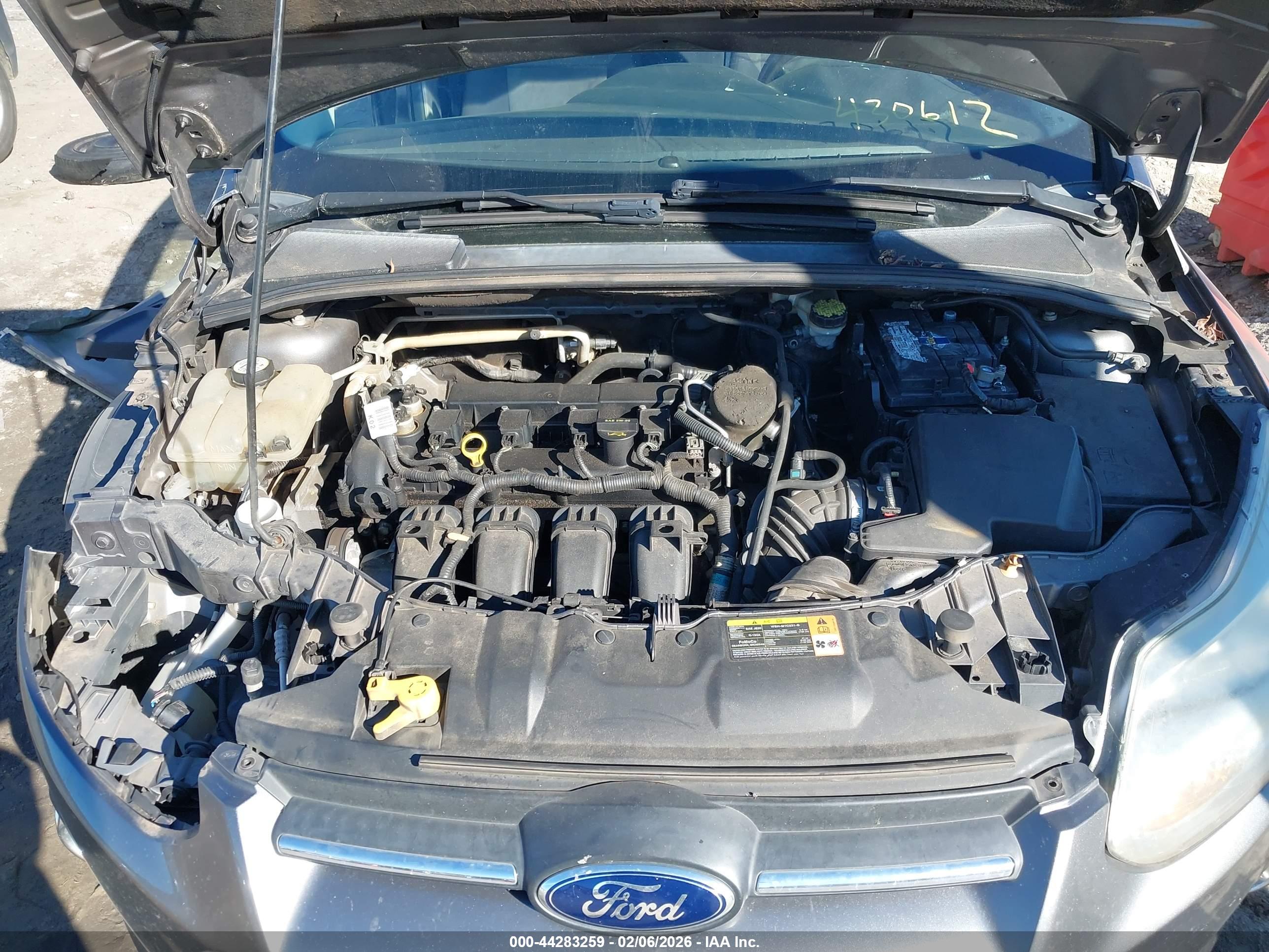 FORD FOCUS image 10