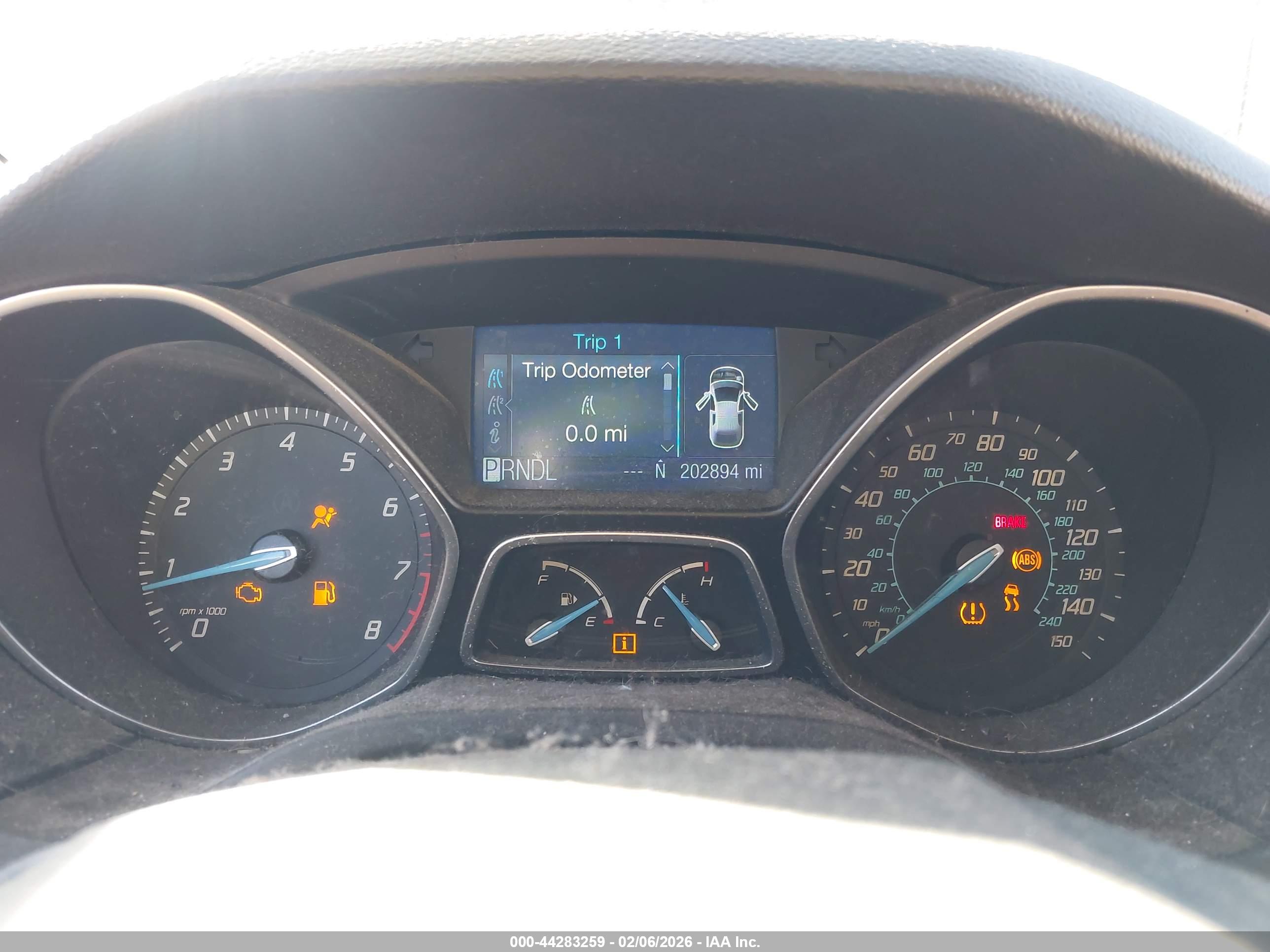 FORD FOCUS image 7