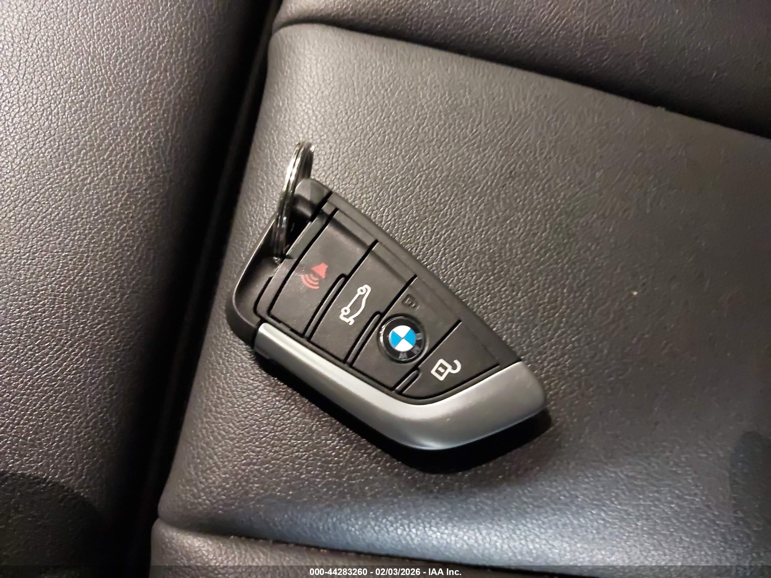 BMW X3 image 11