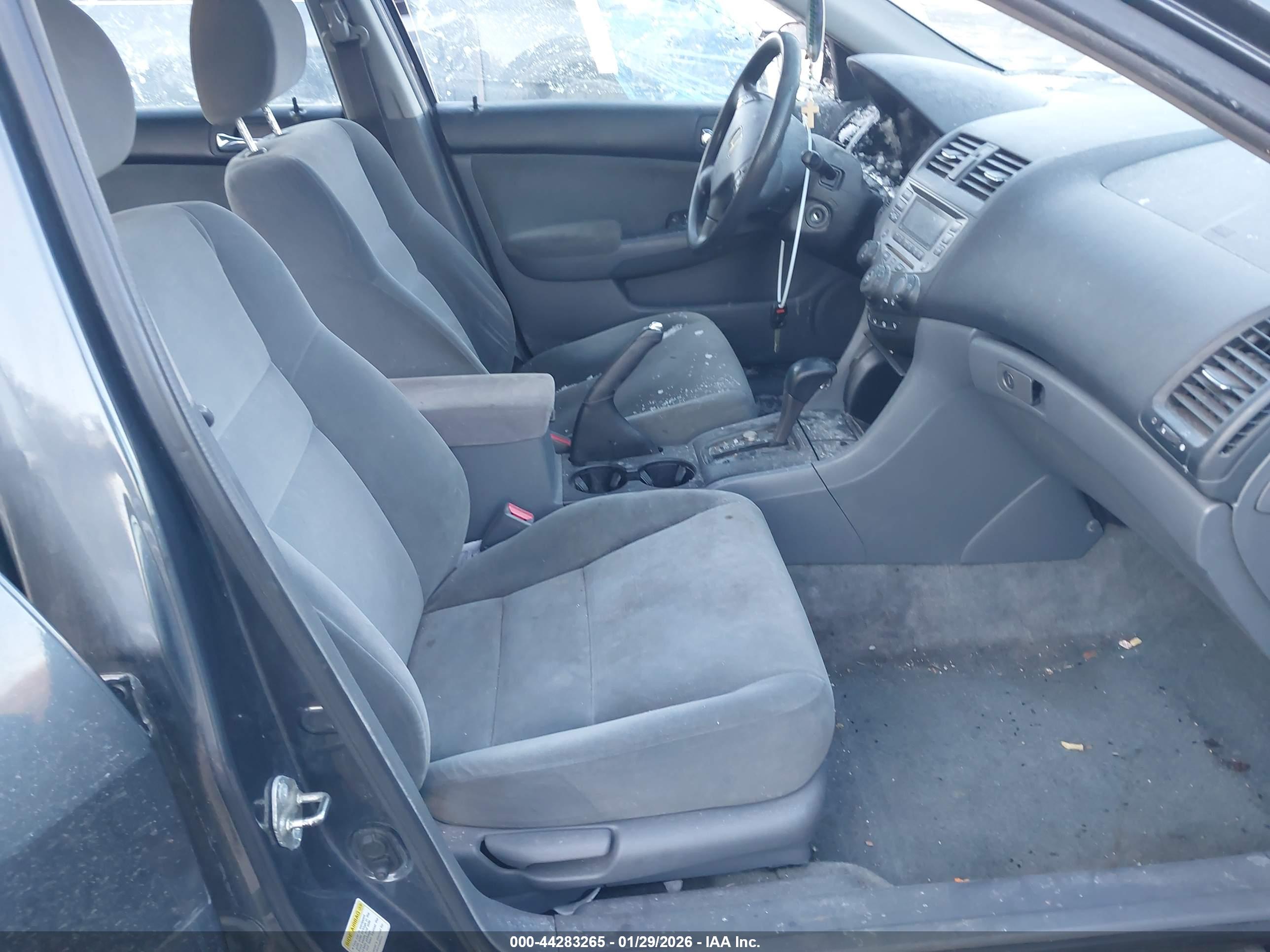 HONDA ACCORD image 5