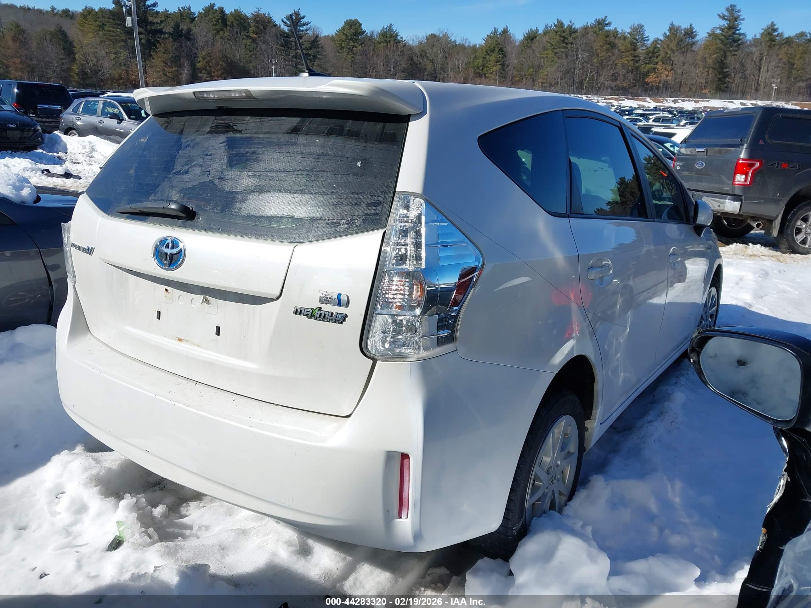 TOYOTA PRIUS image 4