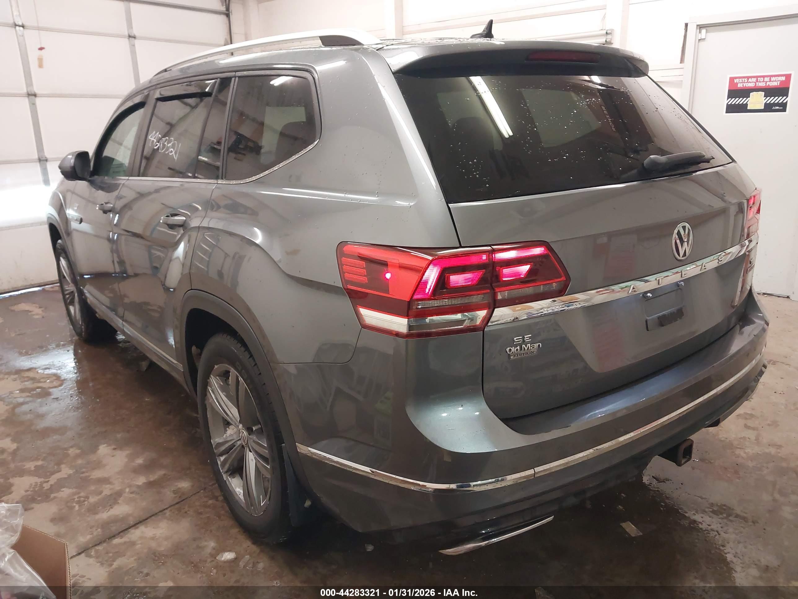 VOLKSWAGEN ATLAS image 3