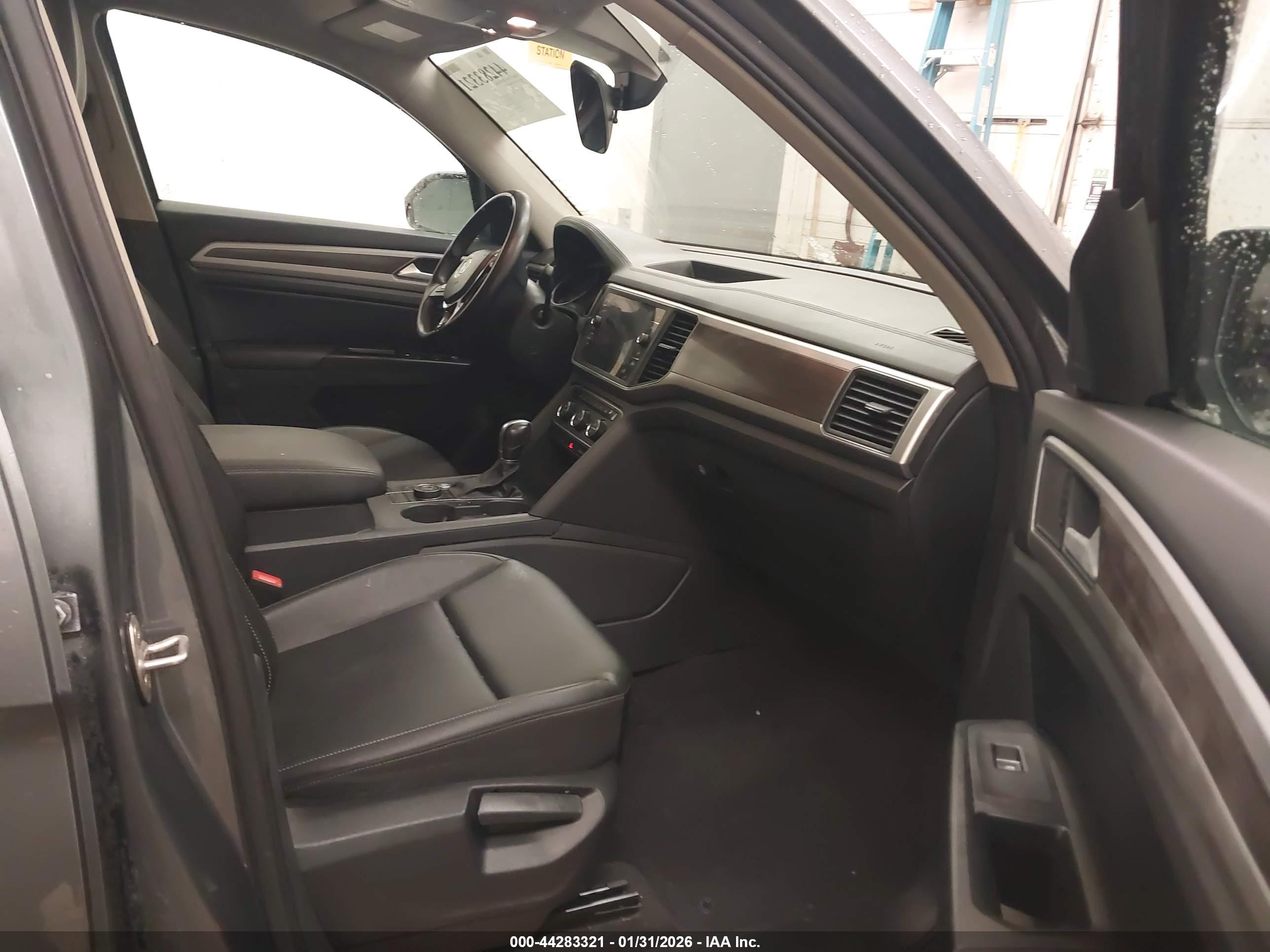 VOLKSWAGEN ATLAS image 5