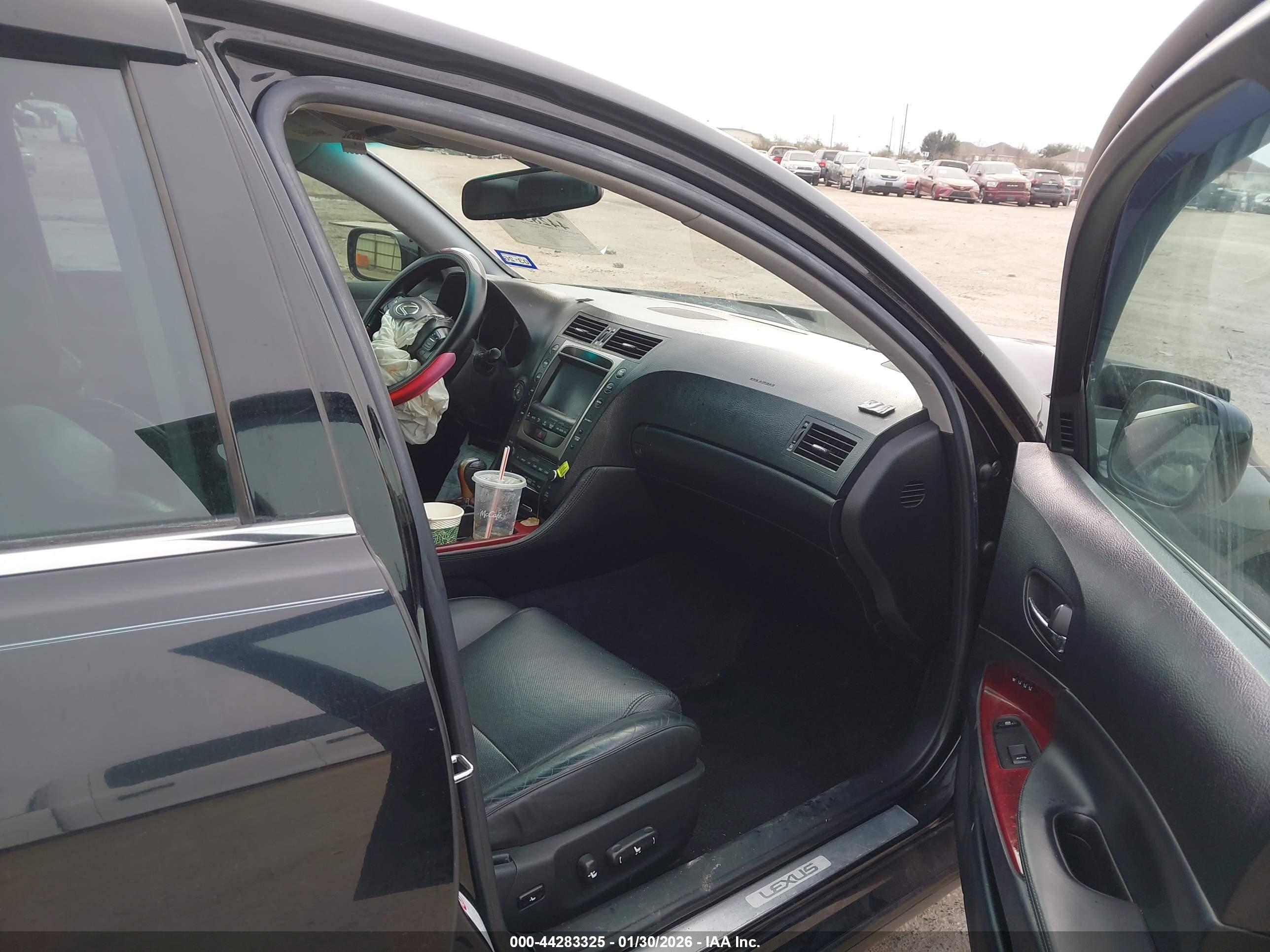 LEXUS GS image 5