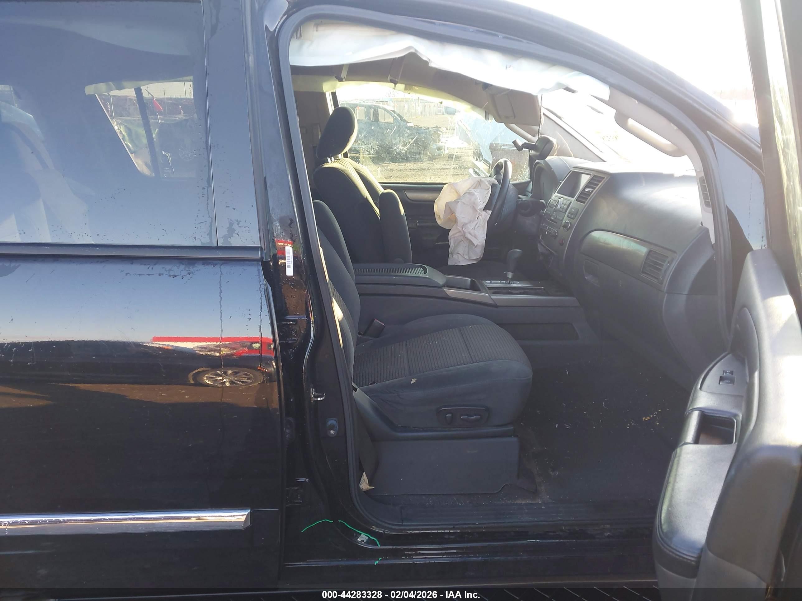 NISSAN ARMADA image 5