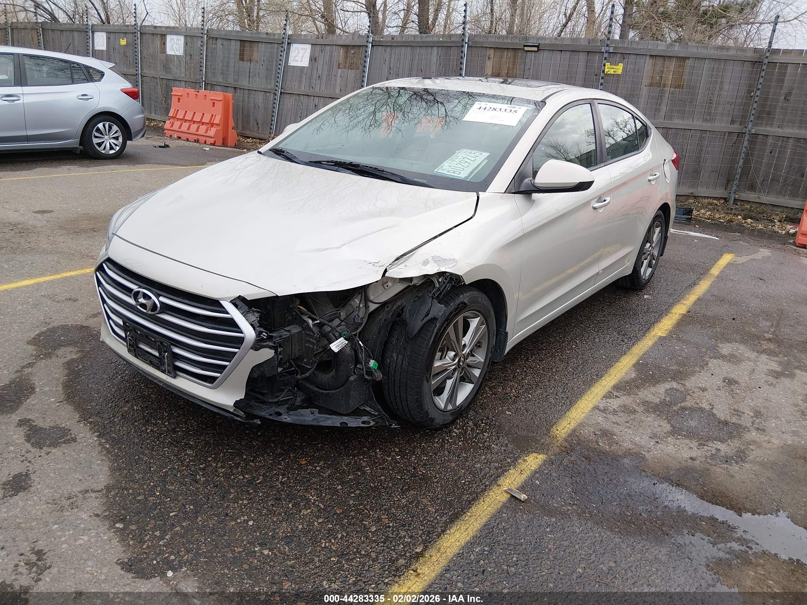 HYUNDAI ELANTRA image 2