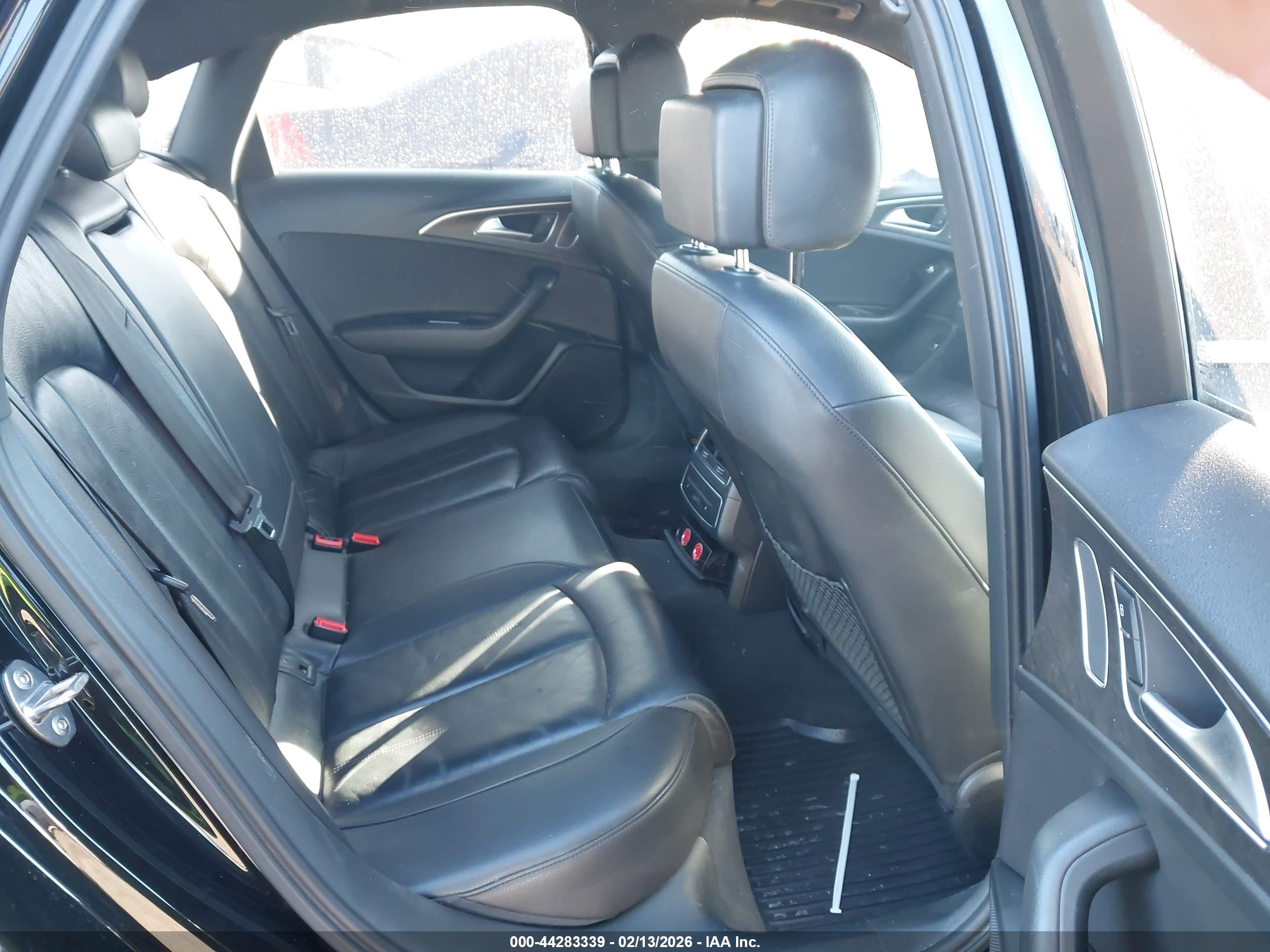 AUDI A6 image 8