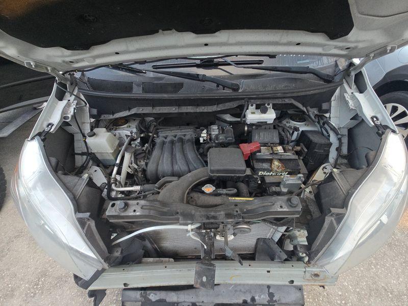 NISSAN NV200 image 2