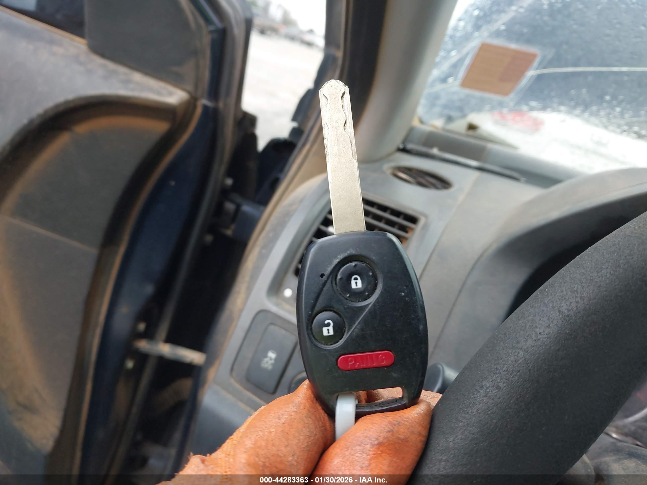 HONDA CR-V image 11