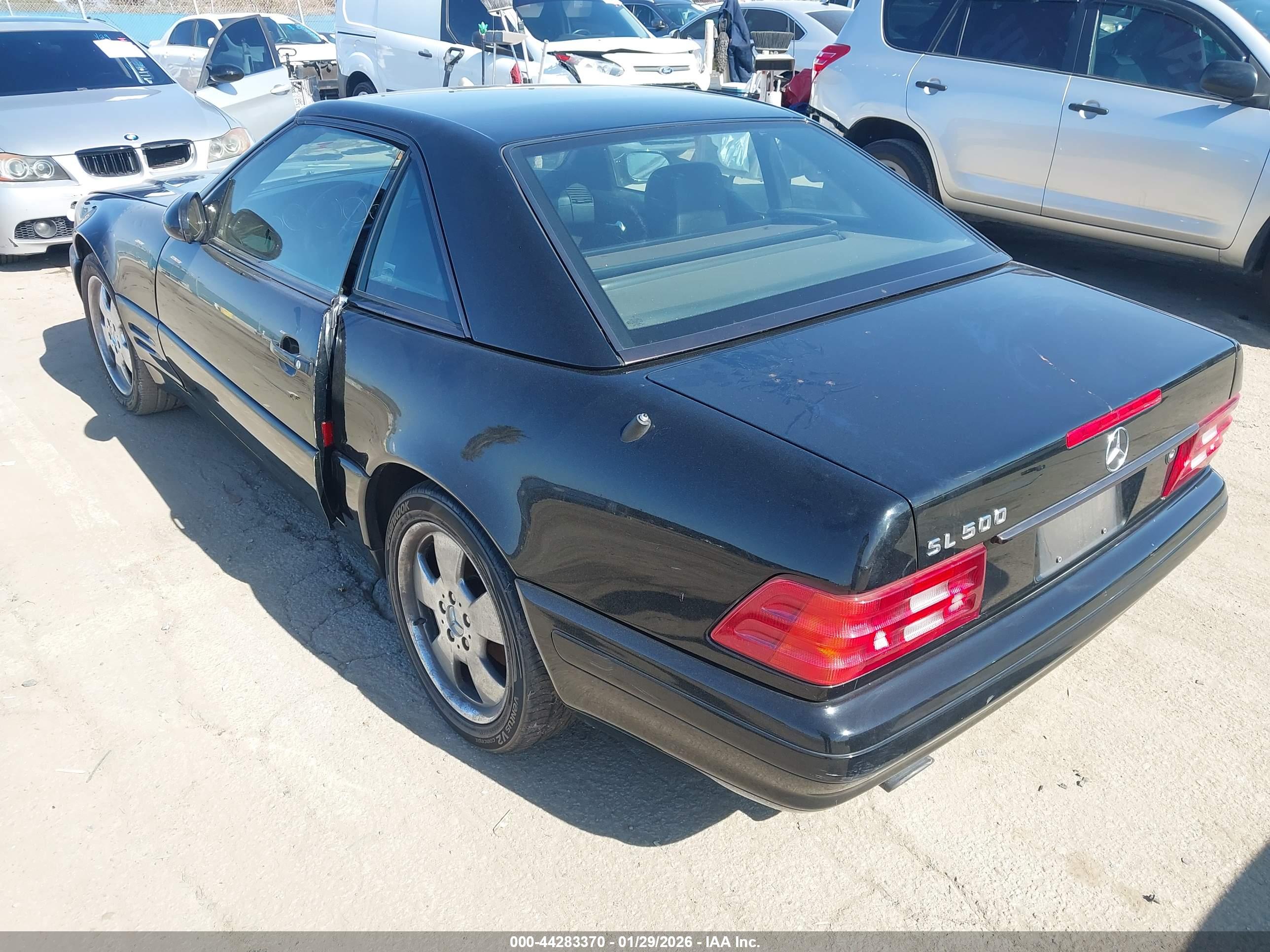 MERCEDES-BENZ SL image 3