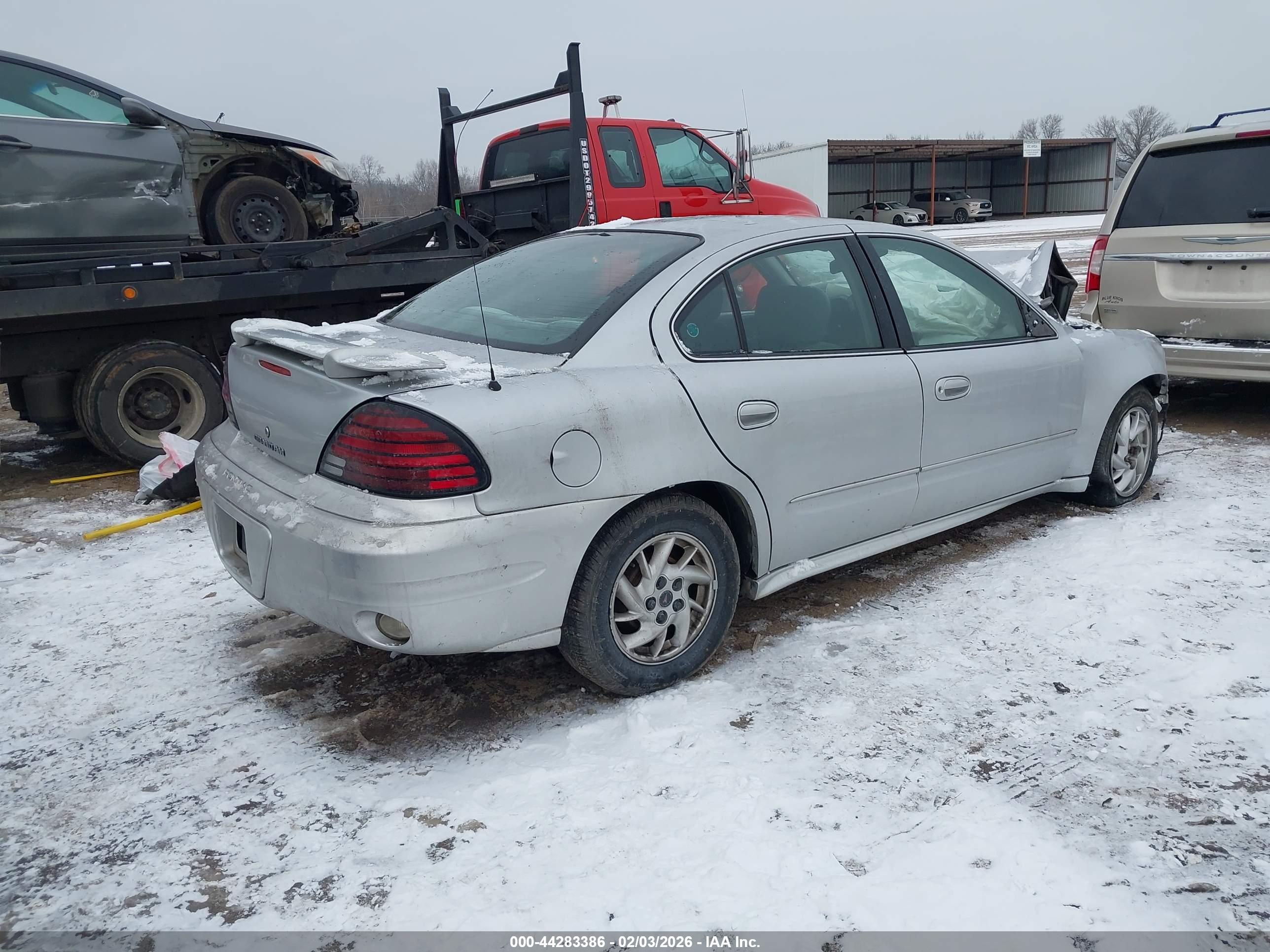 PONTIAC GRAND image 4
