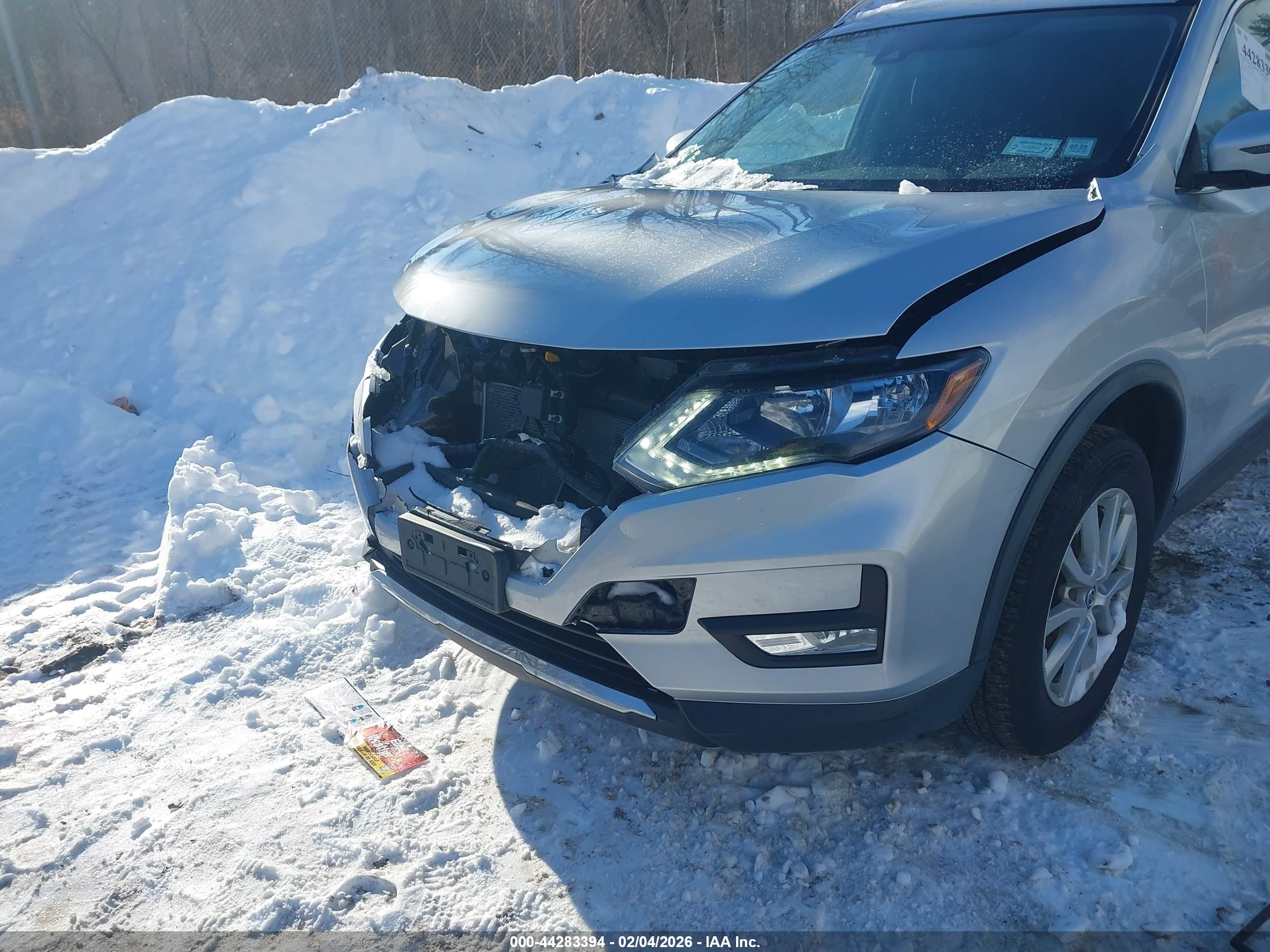 NISSAN ROGUE image 6