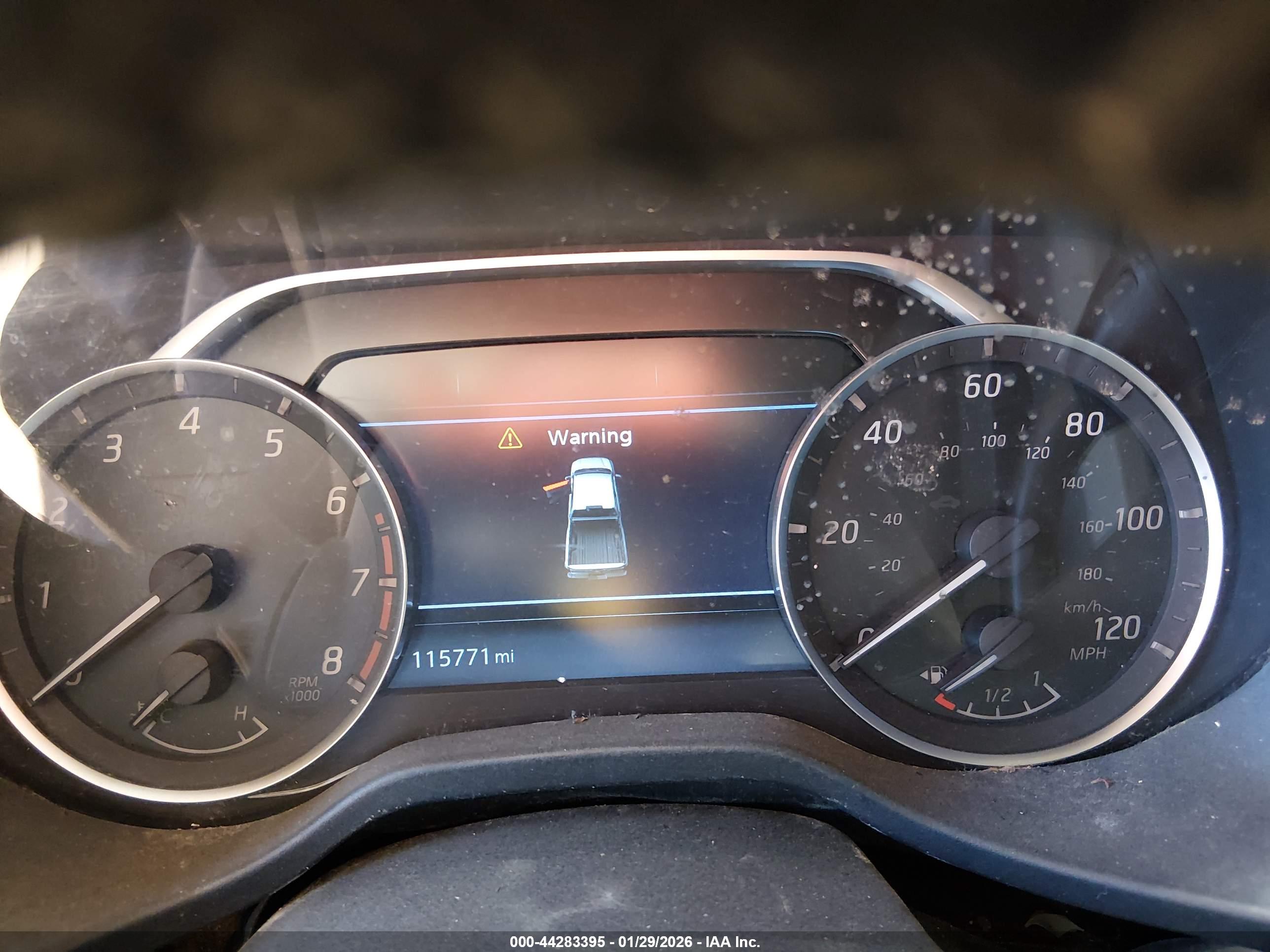 NISSAN TITAN image 7