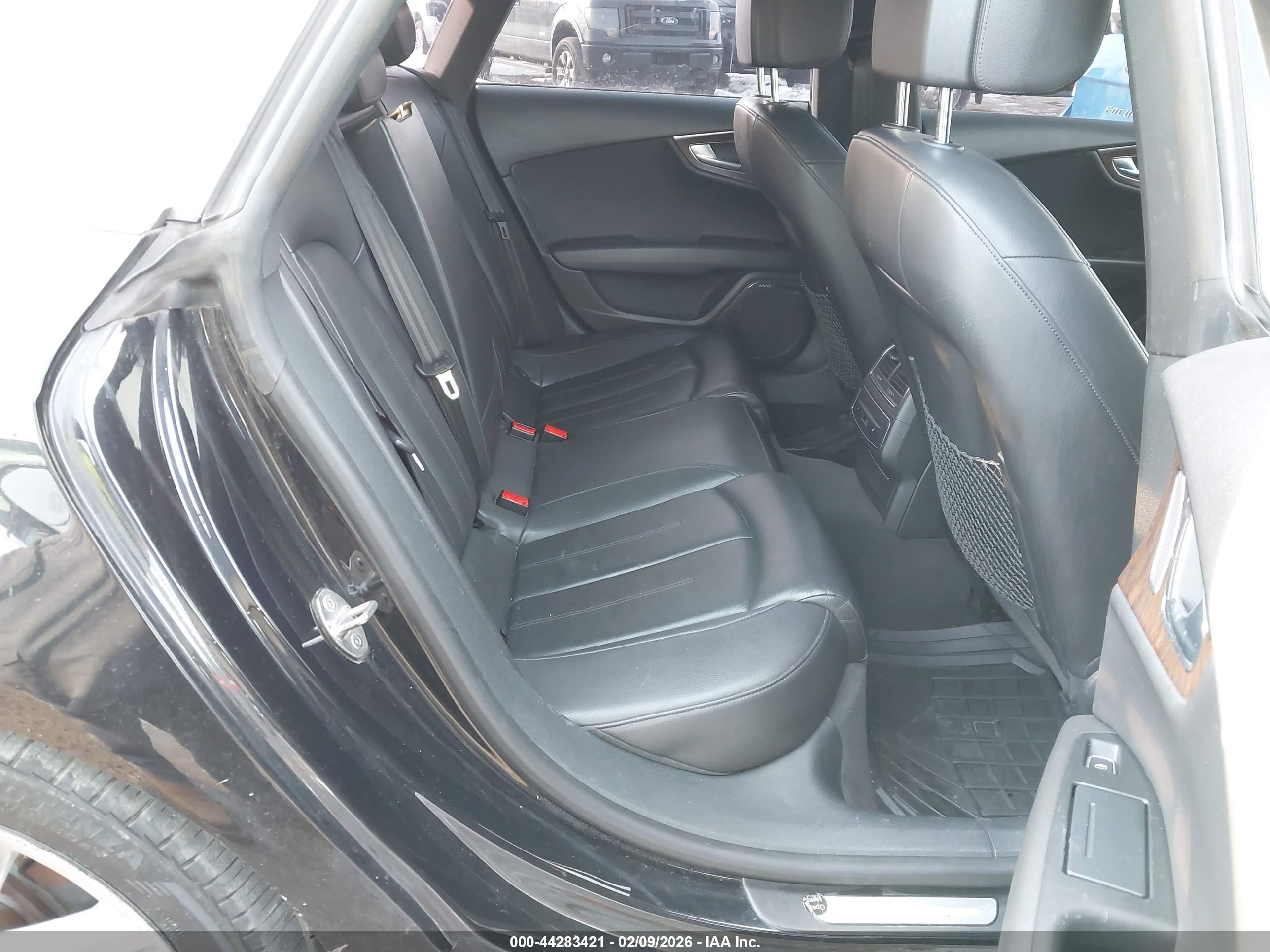 AUDI A7 image 8