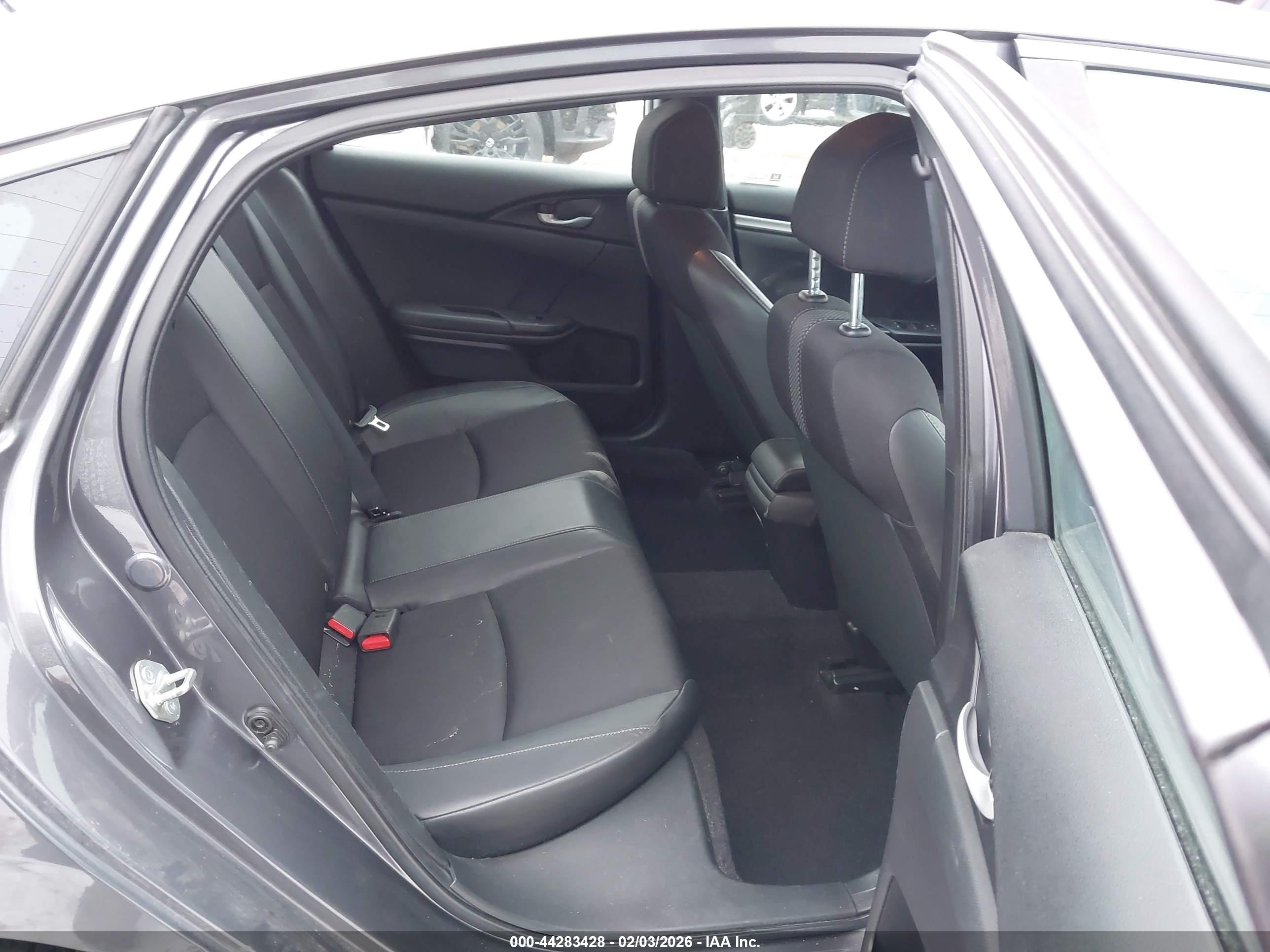 HONDA CIVIC image 8