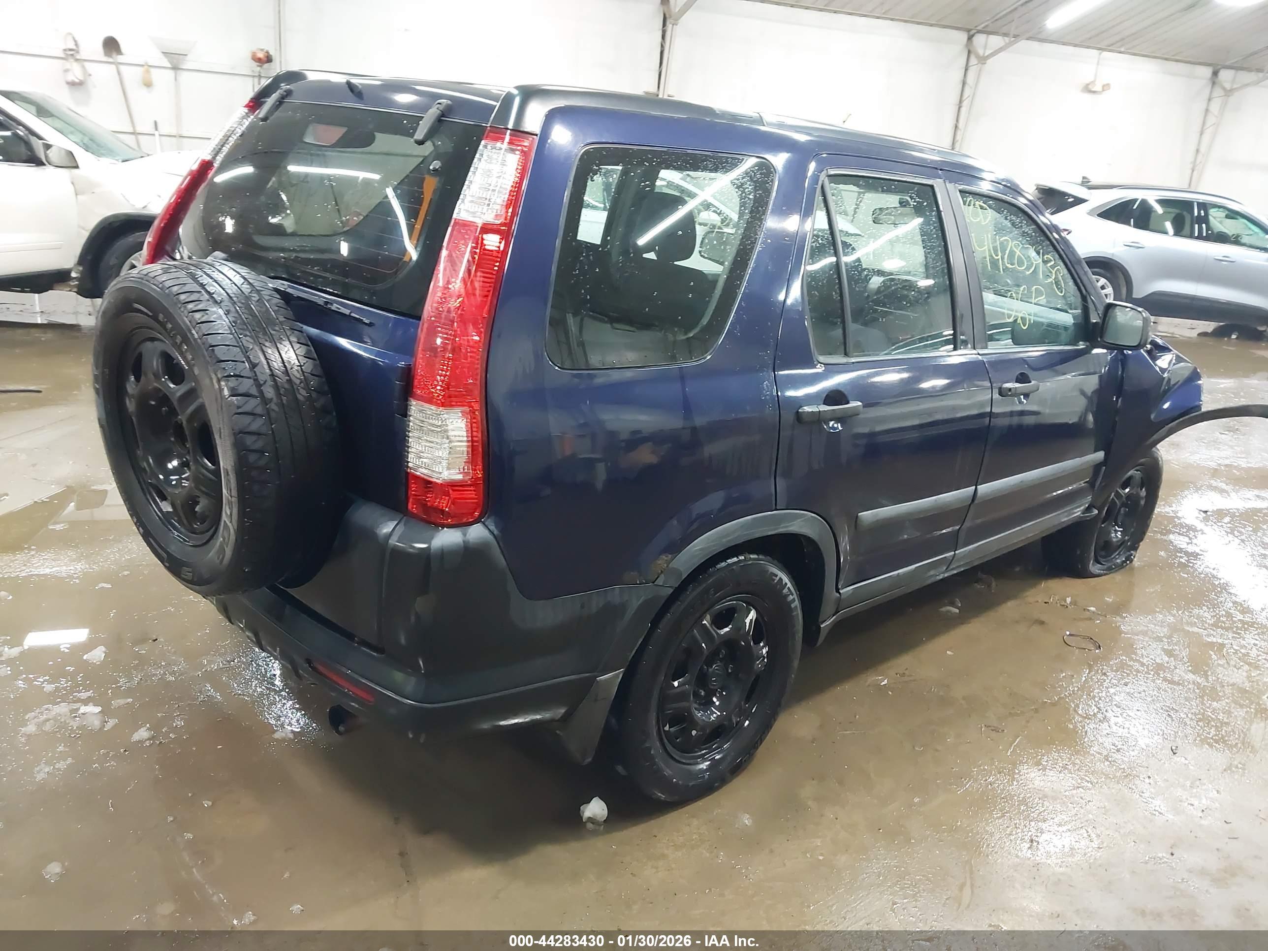 HONDA CR-V image 4