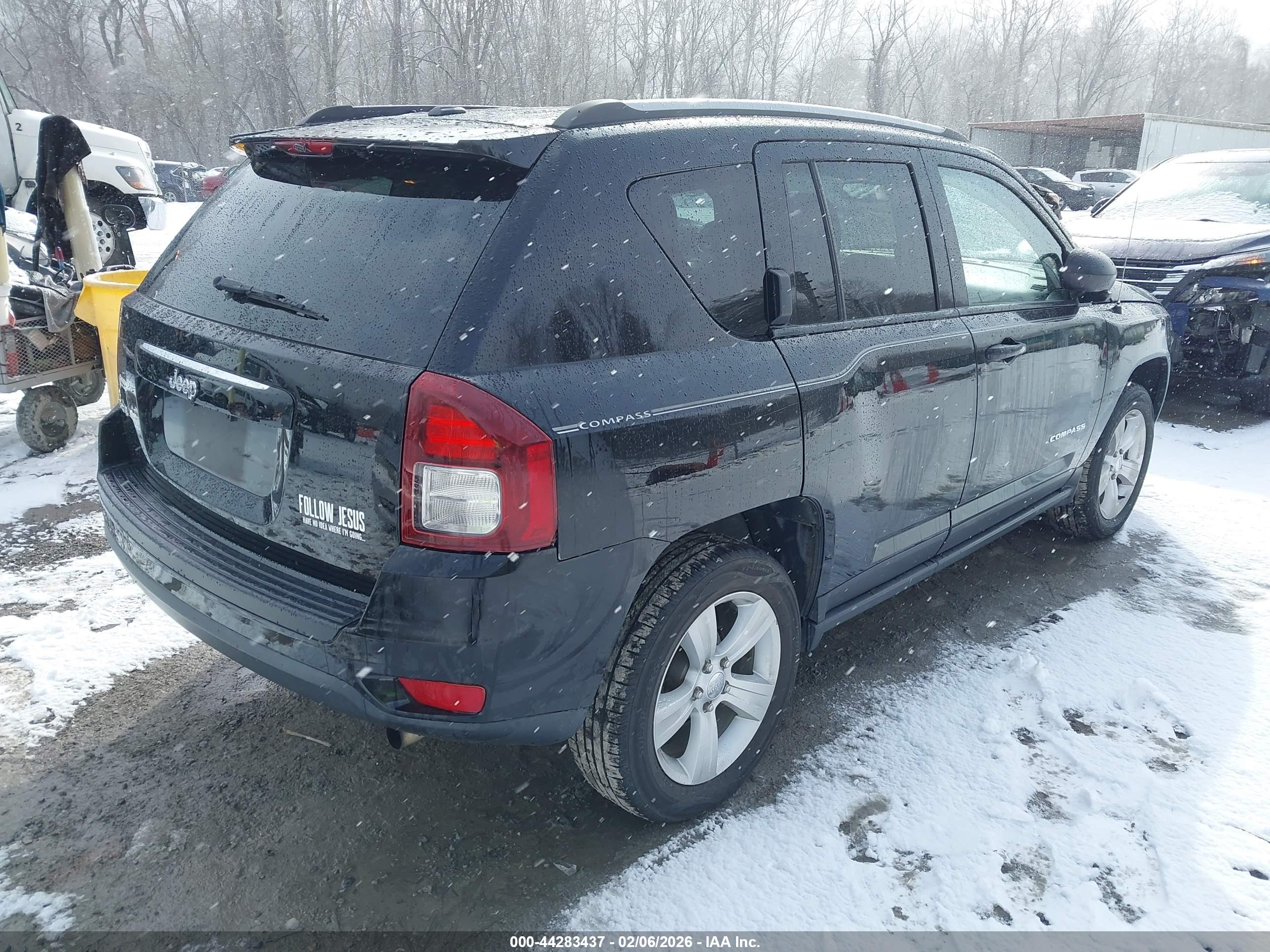 JEEP COMPASS image 4