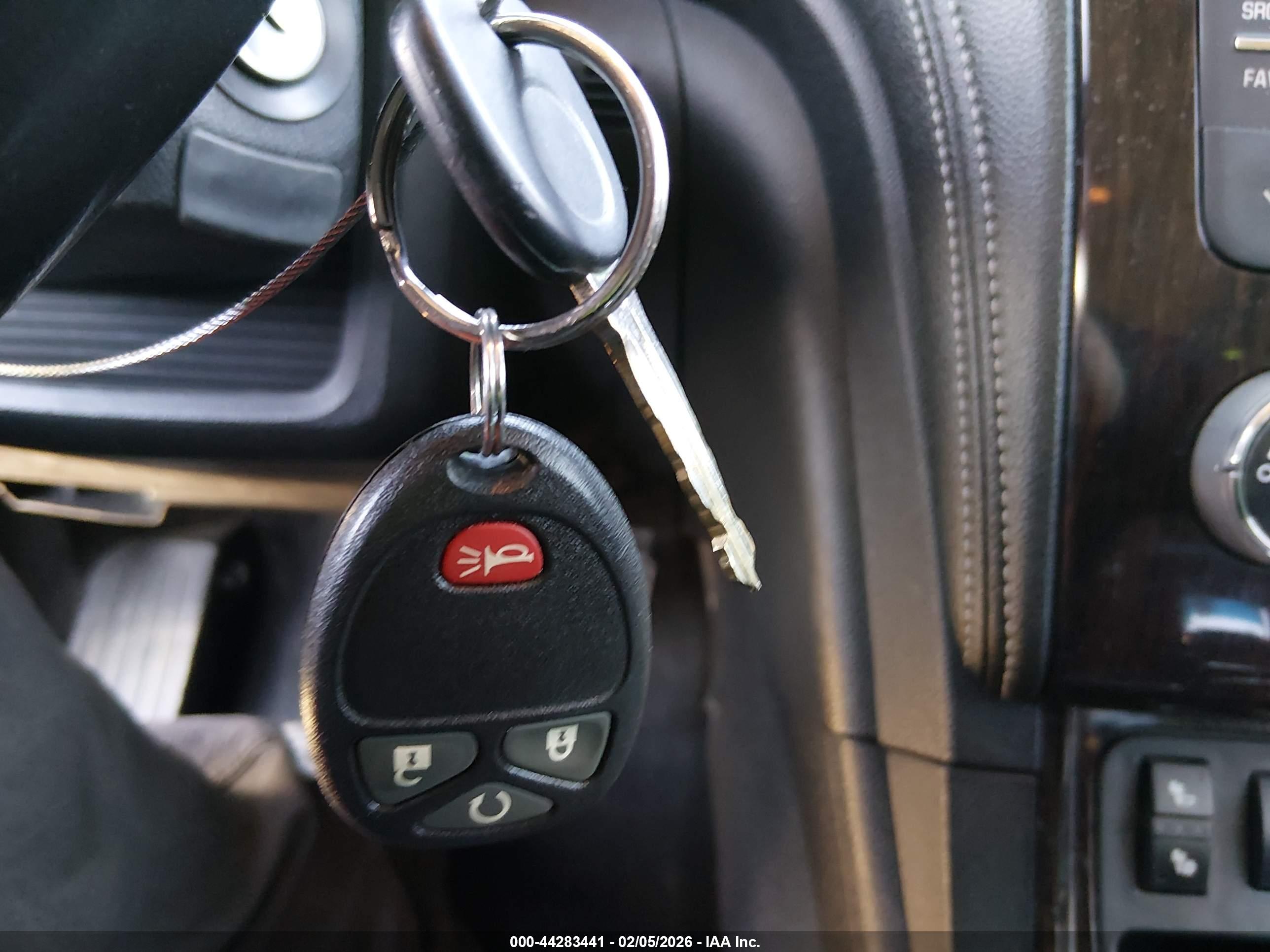 CHEVROLET TRAVERSE image 11